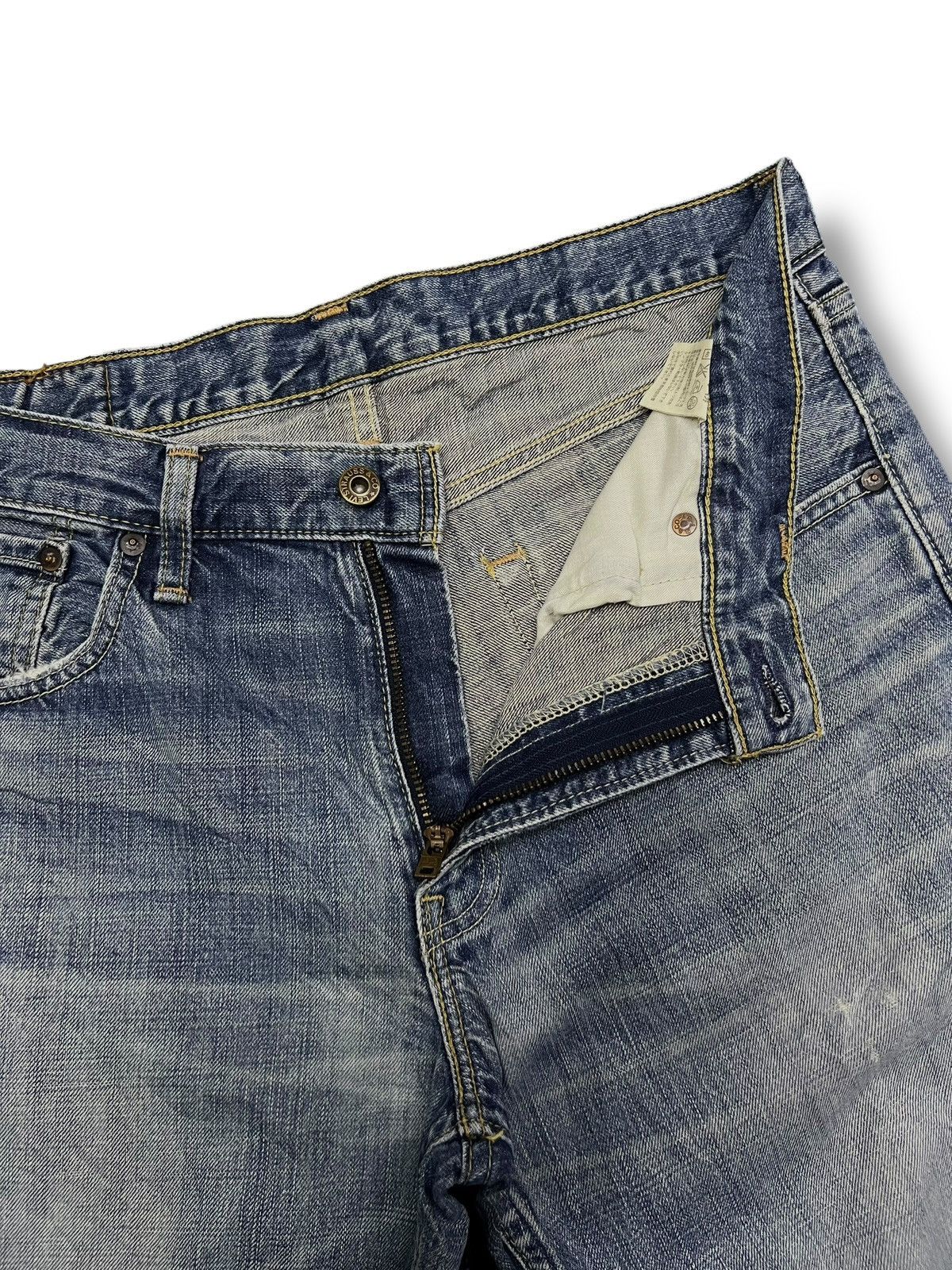 Levi's Vintage Levi’s 502 - Faded Wash, Distressed Denim Size US 33 - 9 Thumbnail