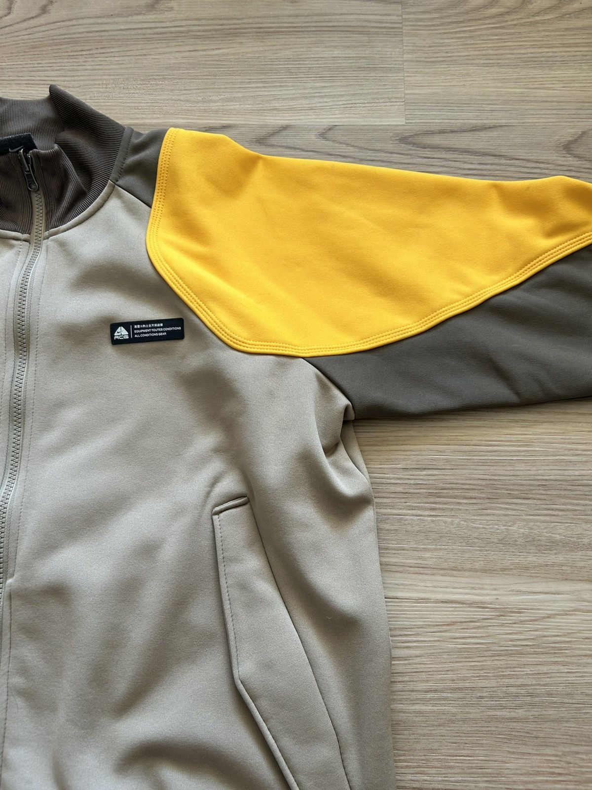 Nike ACG Rare! Nike ACG Track Jacket Fleece Lining vintage Size US L / EU 52-54 / 3 - 5 Thumbnail