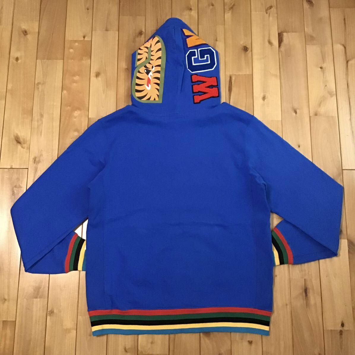 Bape BAPE Shark pullover hoodie blue a bathing ape Size US XL / EU 56 / 4 - 2 Thumbnail