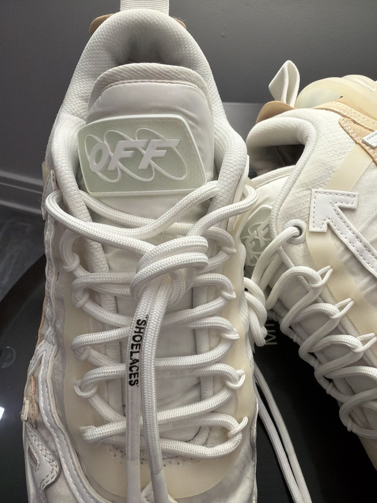 Off-White Off-White ODSY-1000 Cream Arrow – 43/ Size 10Great Condition Size US 10 / EU 43 - 4 Thumbnail