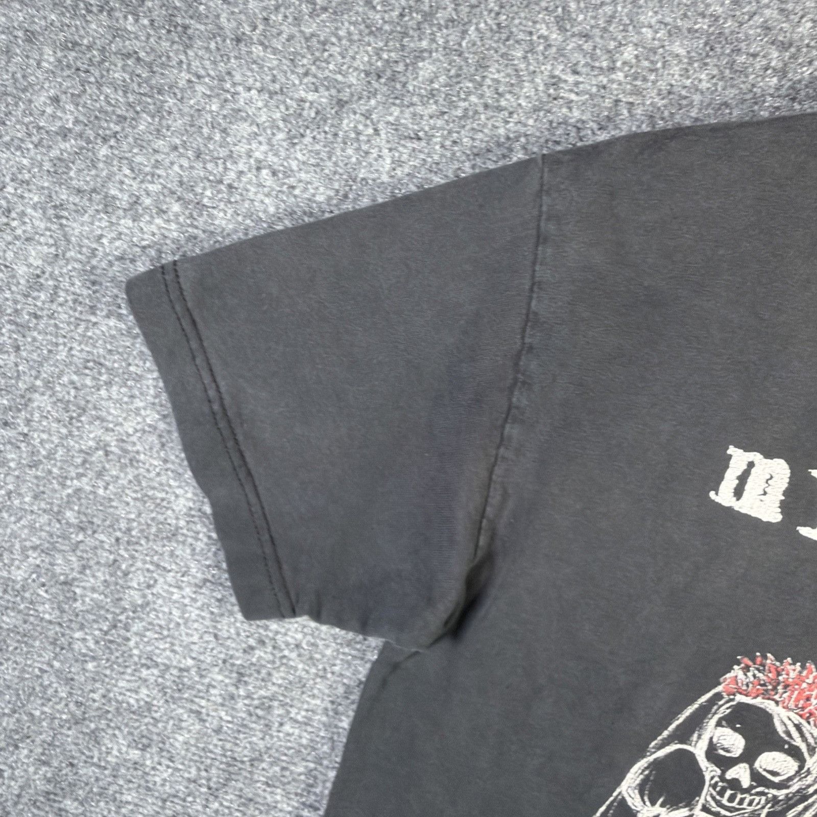 Band Tees Vintage My Chemical Romance Shirt Small Black Y2K Faded Band Size US S / EU 44-46 / 1 - 5 Thumbnail