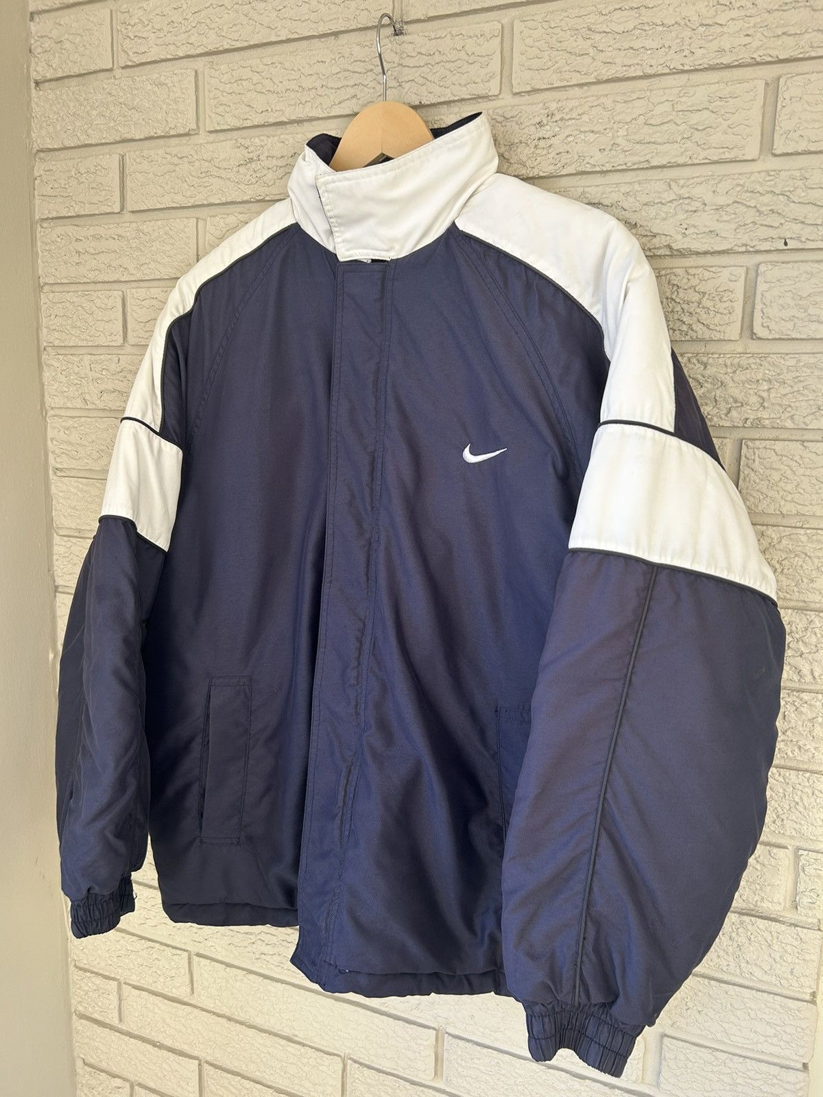 Nike × Vintage Vintage 90s Nike Down Puffer Jacket Size US M / EU 48-50 / 2 - 2 Thumbnail