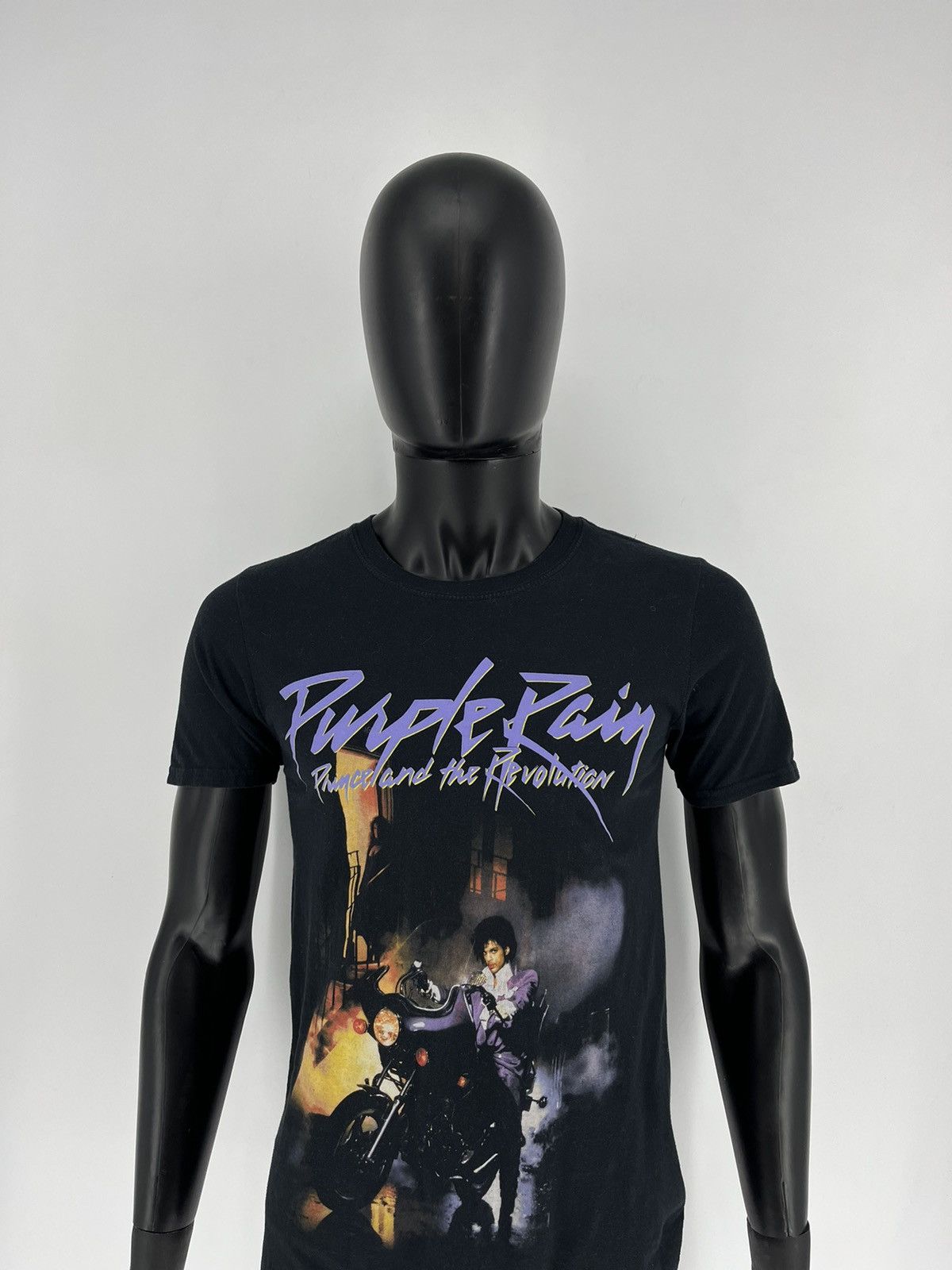 Band Tees .Vintage y2k Prince Purple Rain t-shirt band tee streetwear Size US S / EU 44-46 / 1 - 1 Thumbnail