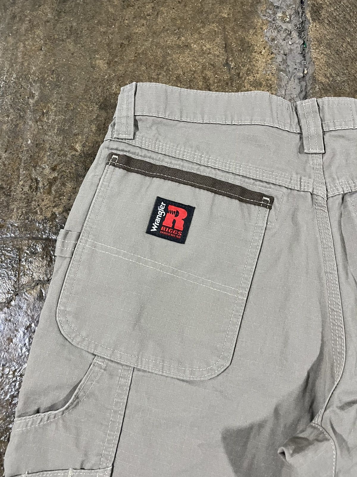 Carhartt × Vintage × Wrangler Crazy Y2K Carhartt Style Wrangler Carpenter Workwear Shorts Size US 32 / EU 48 - 4 Thumbnail