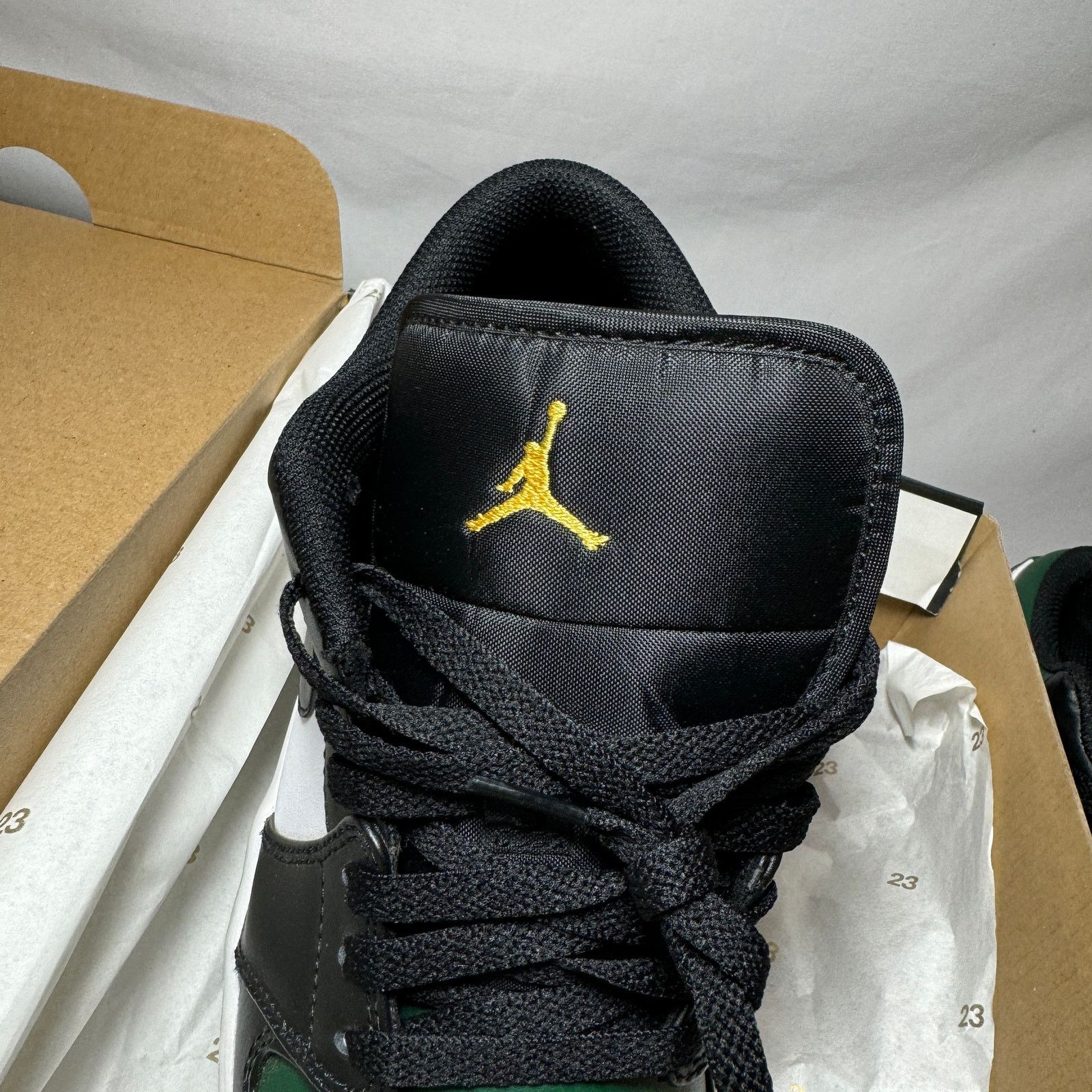 Jordan Brand × Nike Size 8 - Nike Air Jordan 1 Low Green Toe Men's Shoes Size US 8 / EU 41 - 11 Thumbnail