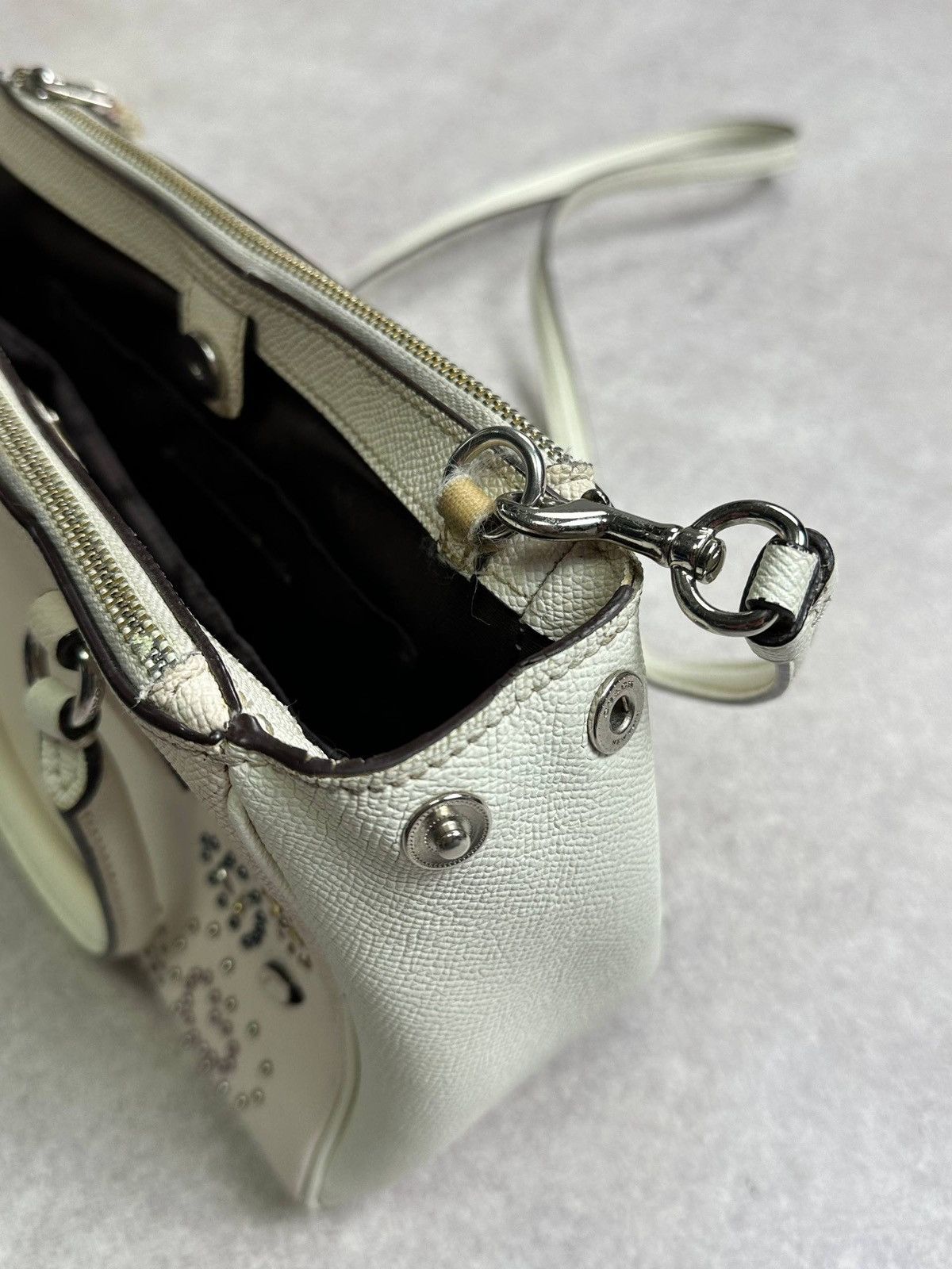 Coach Coach White Leather Shoulder Bag Size ONE SIZE - 7 Thumbnail