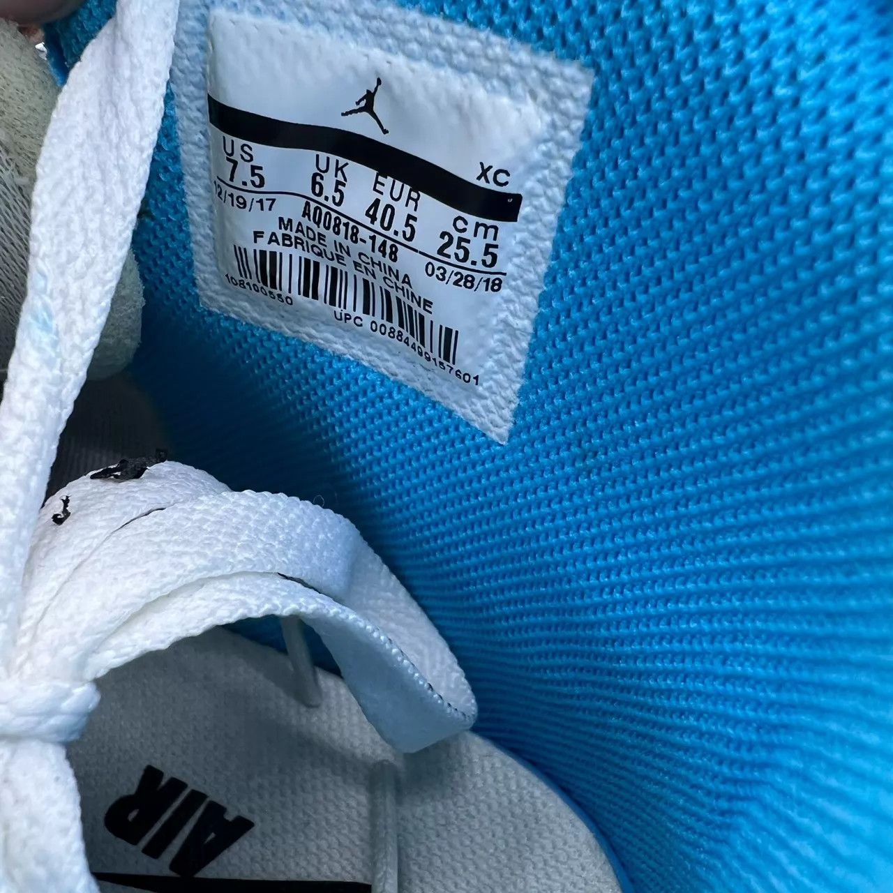 Nike Jordan 1 UNC 40.5 (worn 2-3x, original box) Size US 7.5 / EU 40-41 - 8 Thumbnail