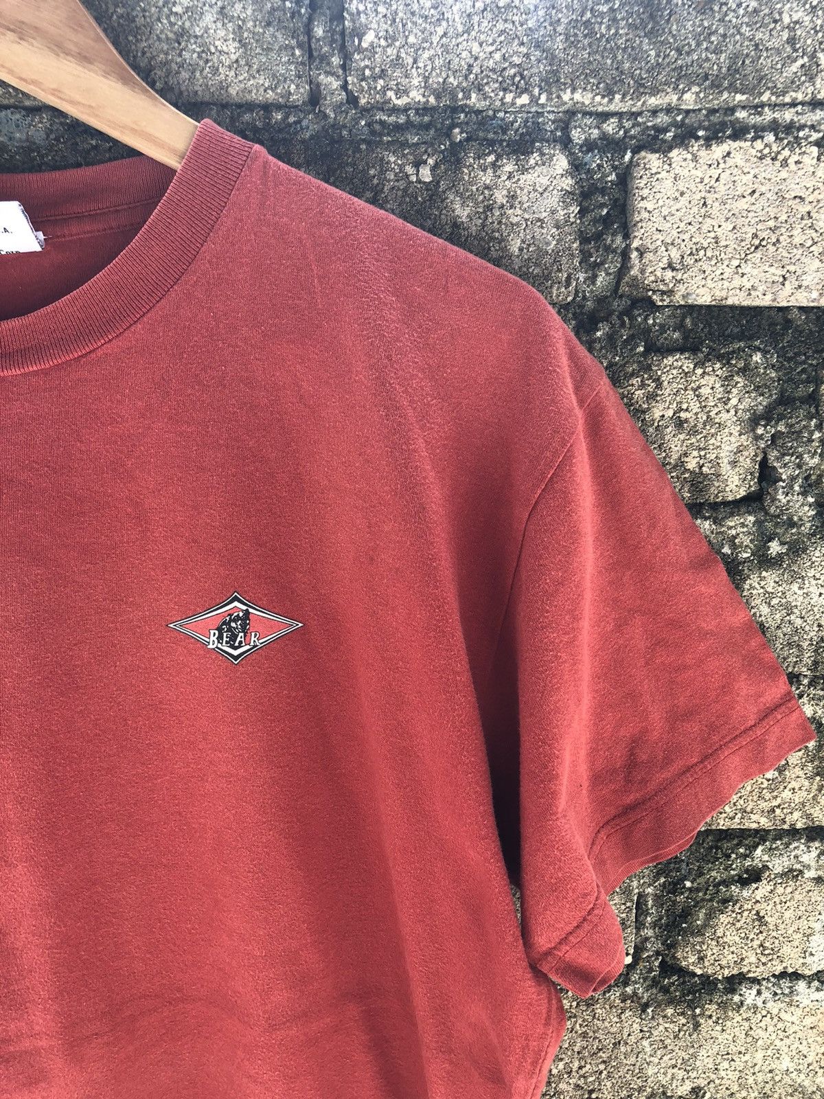 Japanese Brand Vintage 90s Surf Bear Big Logo X Surf Wear Tshirt Size US L / EU 52-54 / 3 - 8 Thumbnail