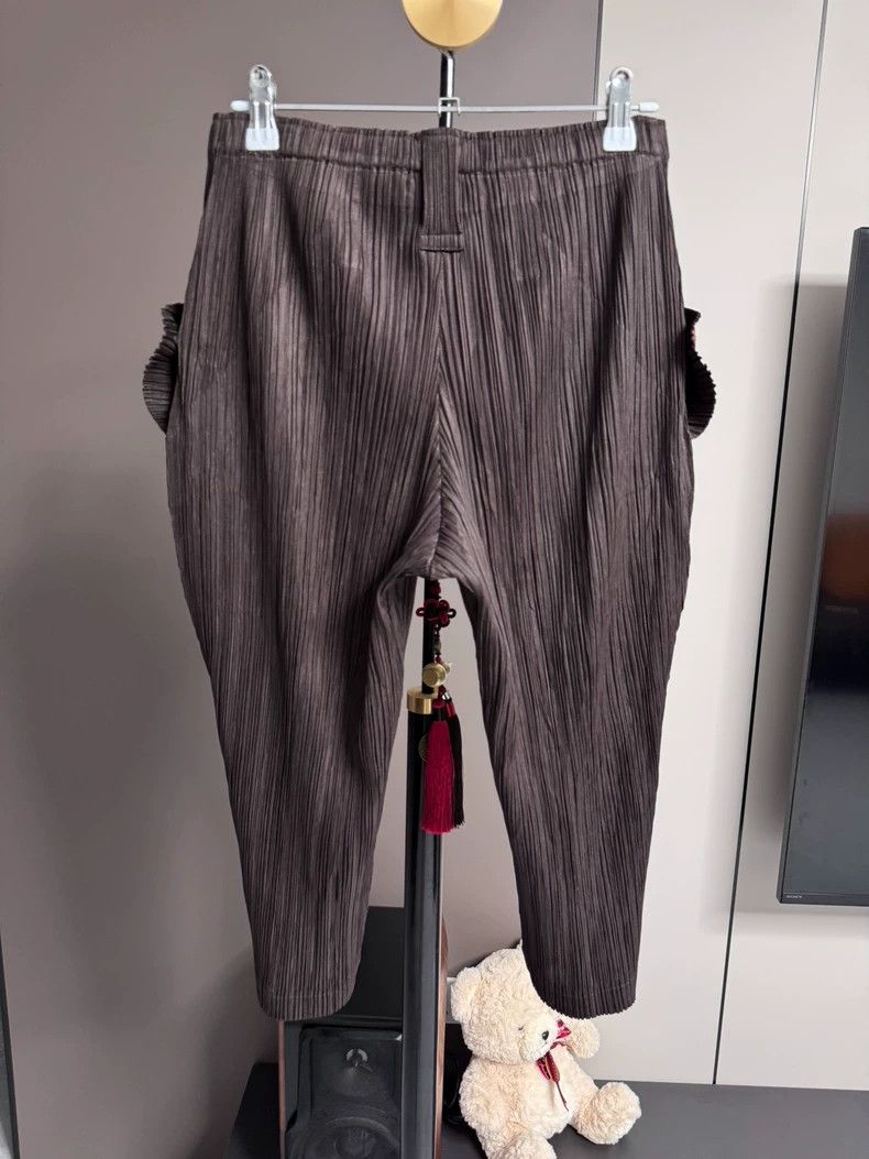 Issey Miyake Issey Miyake size:3 Vintage thick capri pants Size 23" - 2 Thumbnail
