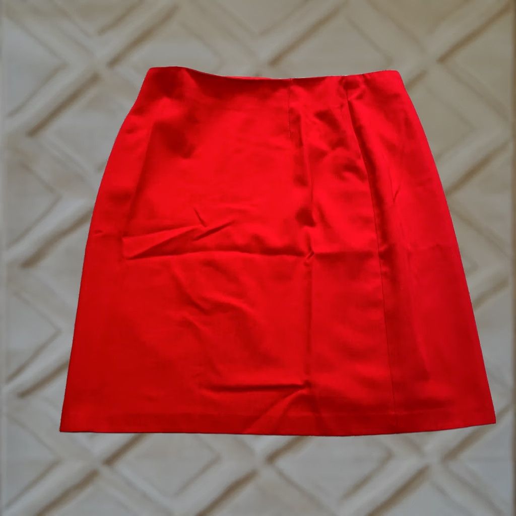 Vintage TR Bentley Skirt Womens 14 Red A Line Zip Knee Length Solid Vintage Made in USA - Good Condition Size 36" / US 14 / IT 50 - 1 Thumbnail