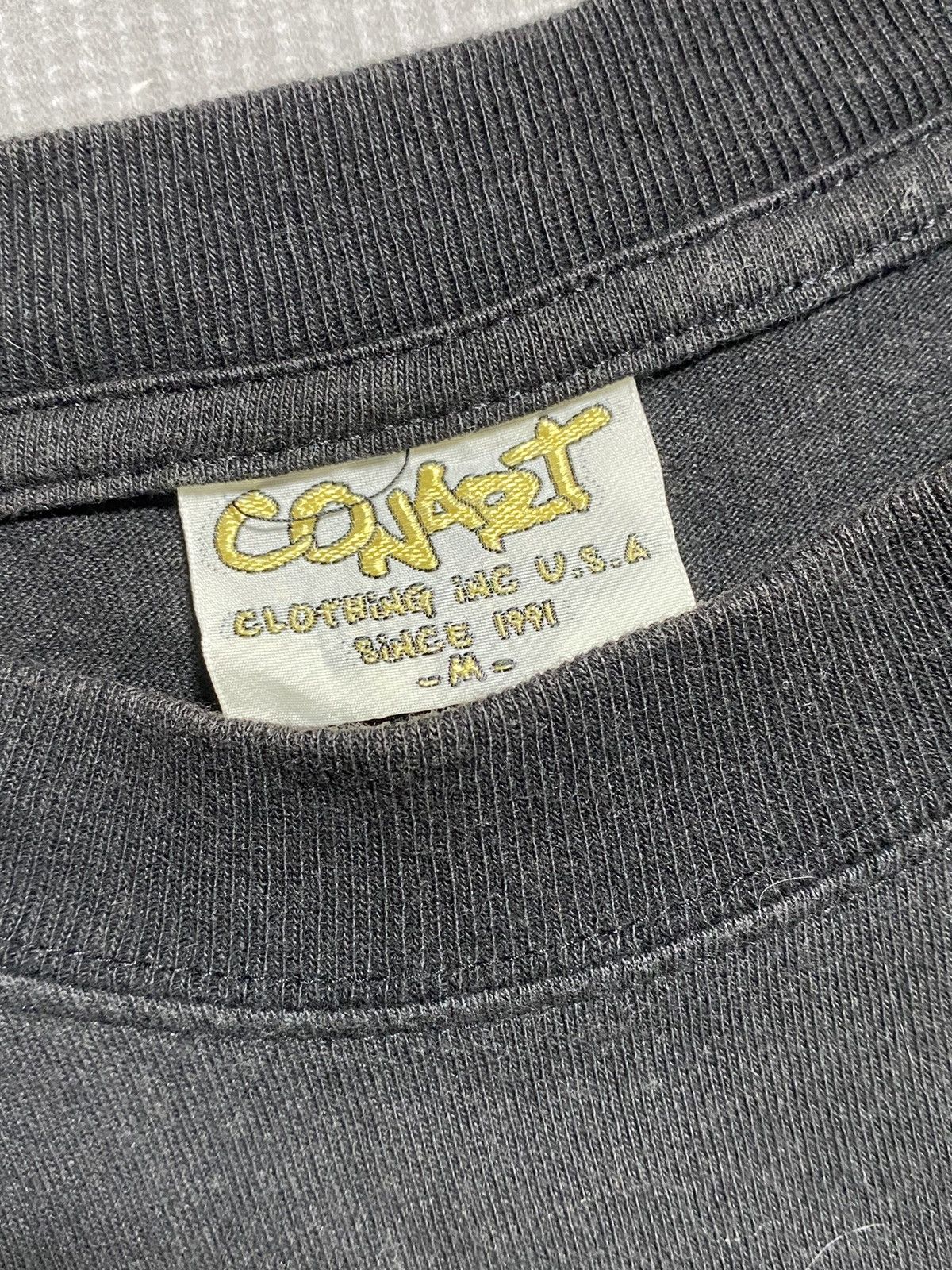 Hook-Ups Vintage Conart grafiti t shirt Size US M / EU 48-50 / 2 - 5 Thumbnail