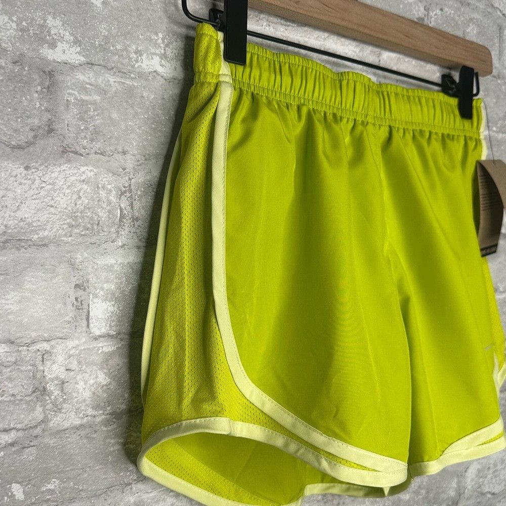 Nike Nike Women Dri-FIT Tempo Mid-Rise Brief-Lined Running Short Size 26" / US 2 / IT 38 - 4 Thumbnail