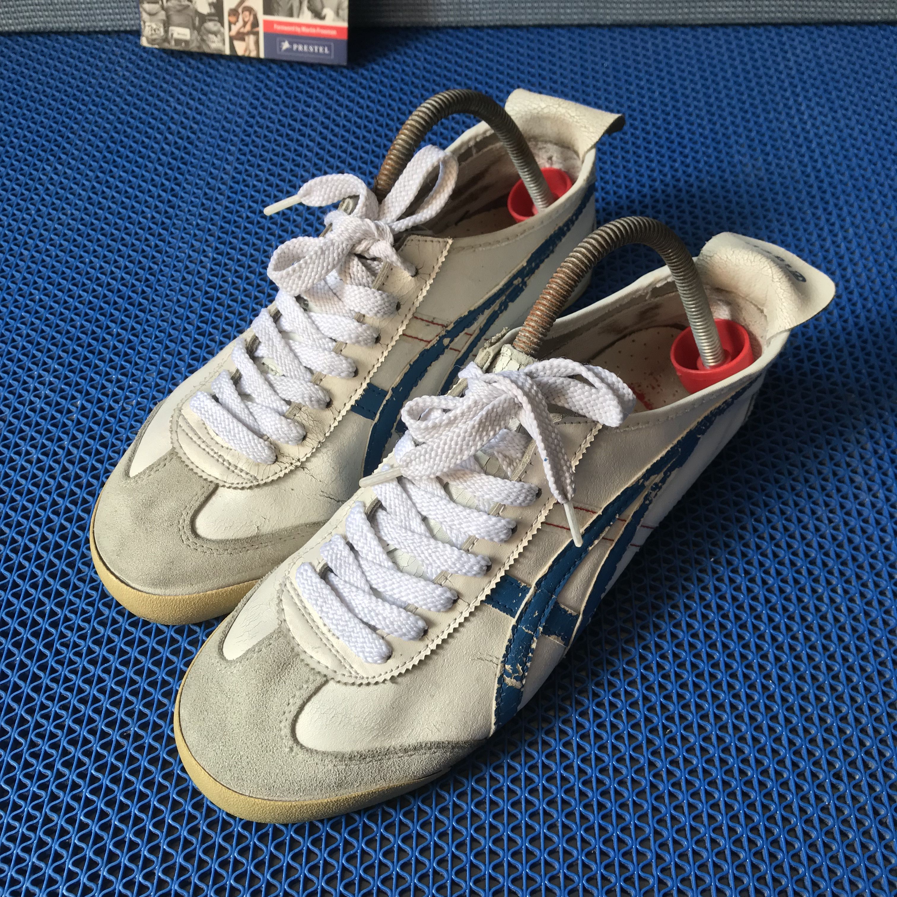 Onitsuka Tiger Onitsuka Tiger MEXICO 66 White Blue French Stripe Used Size US 9 / EU 42 - 3 Thumbnail