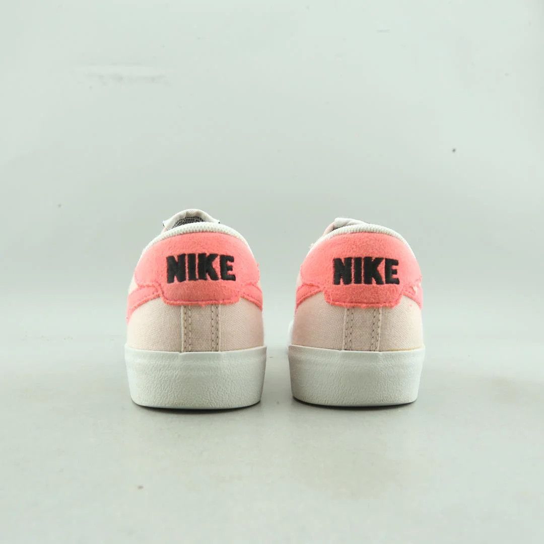 Nike Nike Blazer Low LE White Bleached Coral (Women) Size US 4 / IT 34 - 4 Thumbnail