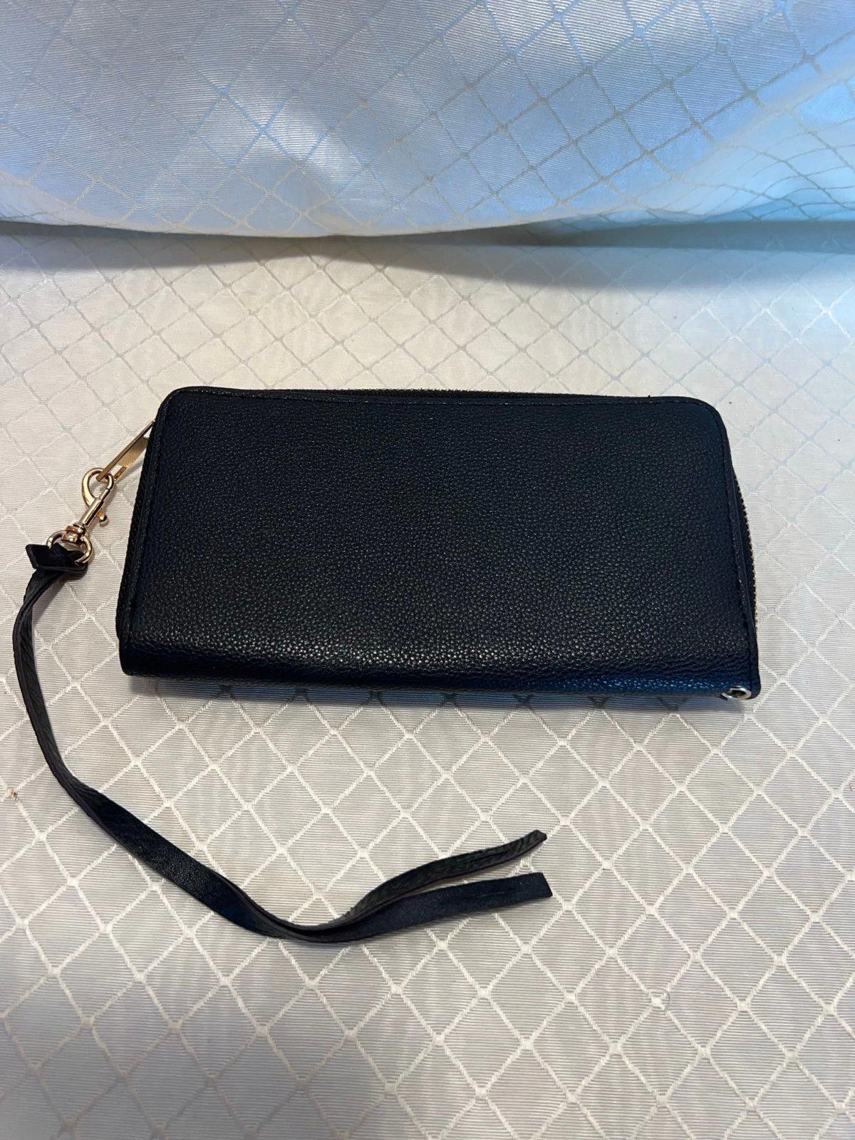 Other Clutch Wallet Zip Long Purse Card Holder Size ONE SIZE - 1 Thumbnail