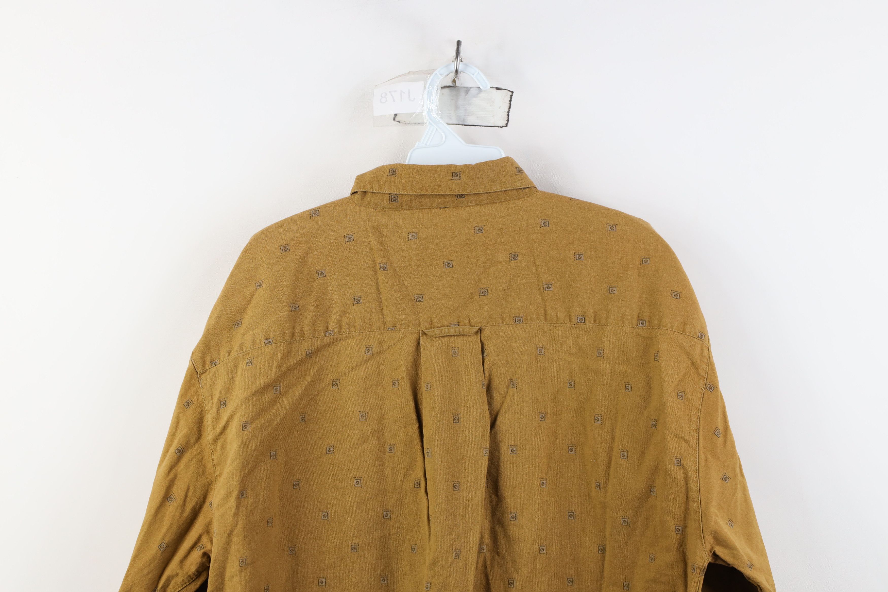 Vintage Vintage 90s Streetwear Geometric Collared Button Down Shirt Size US M / EU 48-50 / 2 - 14 Thumbnail