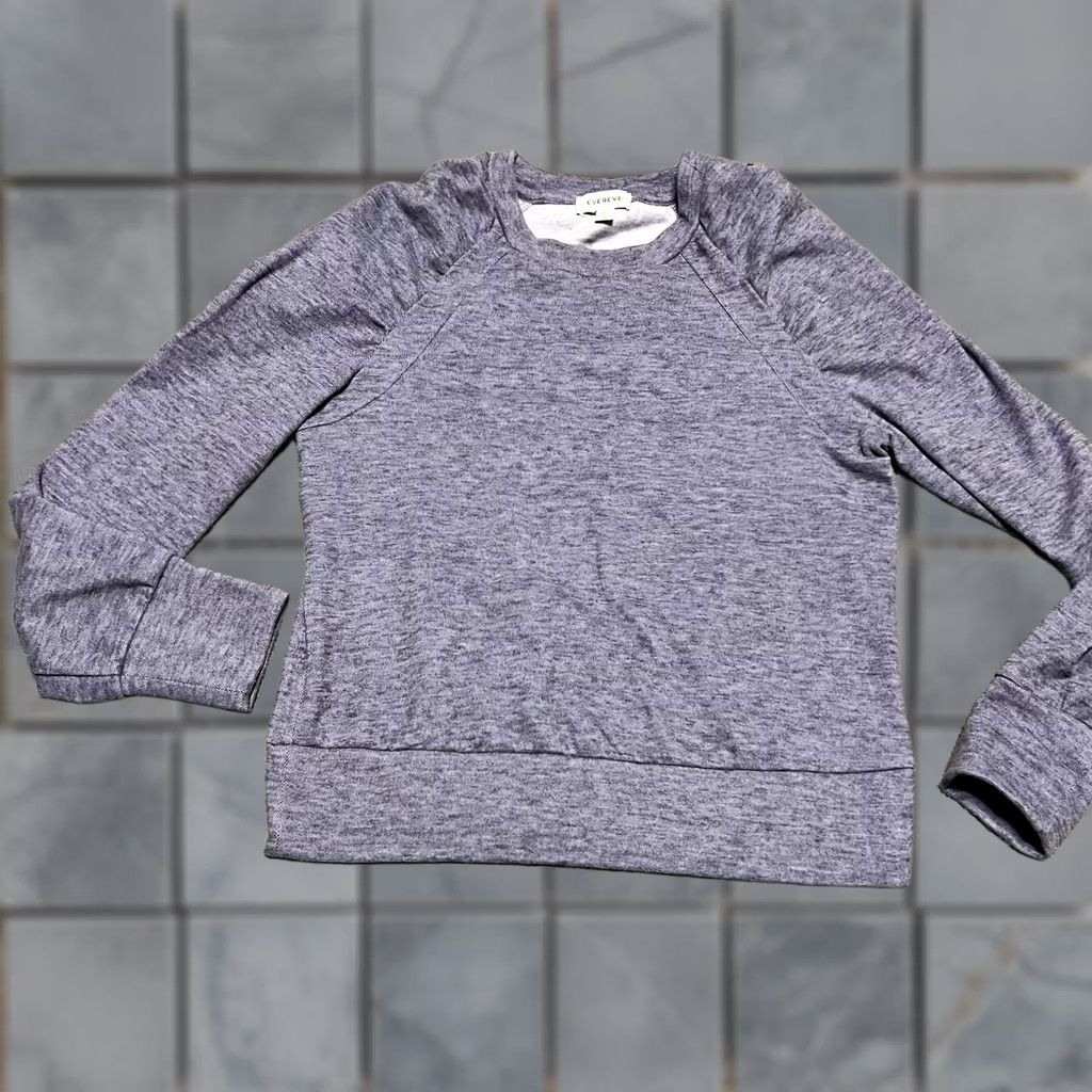 Vintage Evereve Sweatshirt Womens Small Purple Gray Ruffle Sleeve Crew Neck S Womens Pullover Shirt Game: none Size S / US 4 / IT 40 - 1 Thumbnail