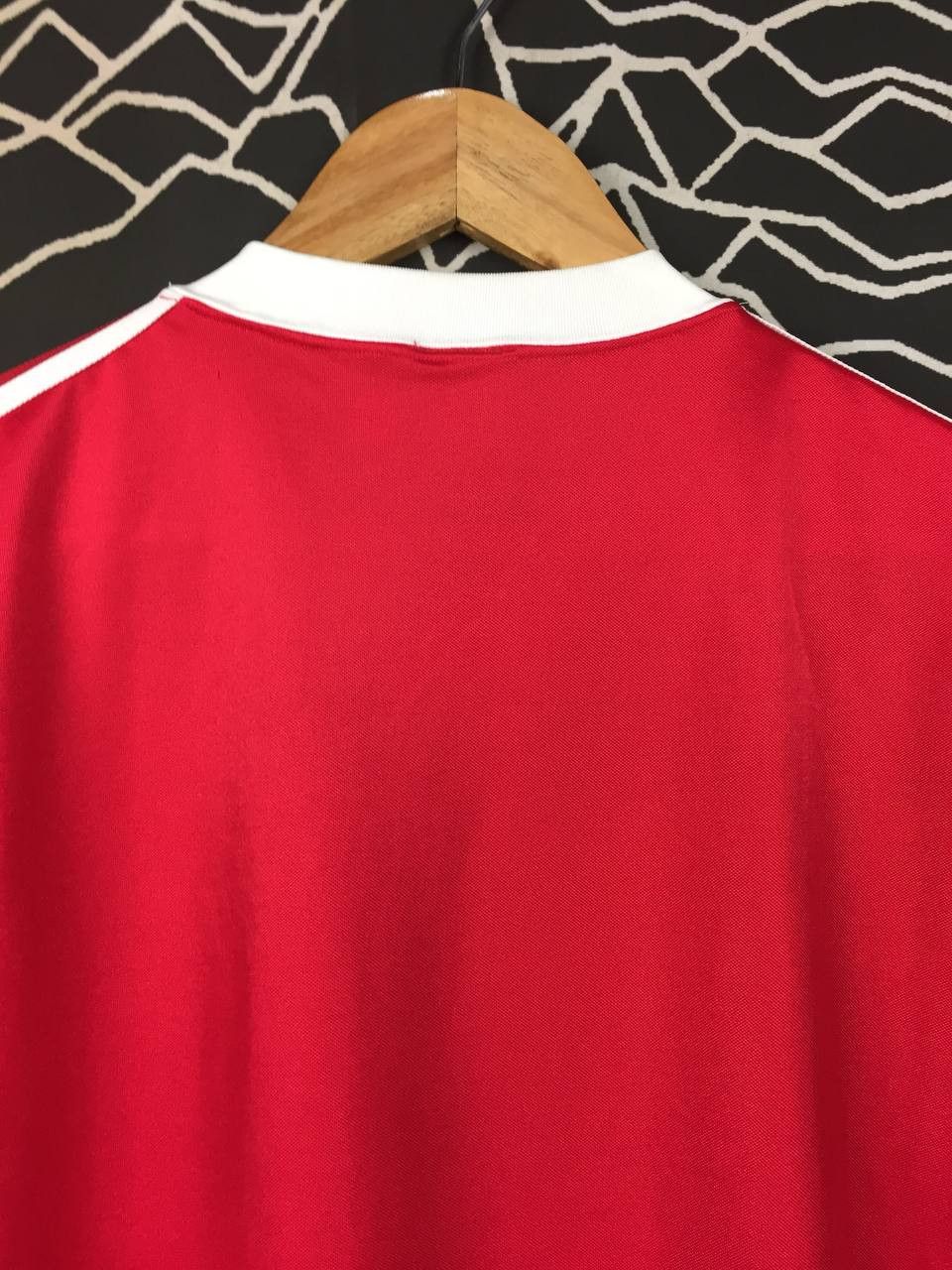 Adidas Vtg 90s Adidas Trefoil Made in Japan V-Neck Athletic Jersey Size US M / EU 48-50 / 2 - 10 Thumbnail