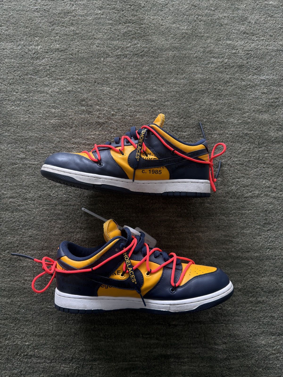 Nike × Off-White OFF WHITE X NIKE DUNK LOW UNI GOLD Size US 9.5 / EU 42-43 - 2 Thumbnail