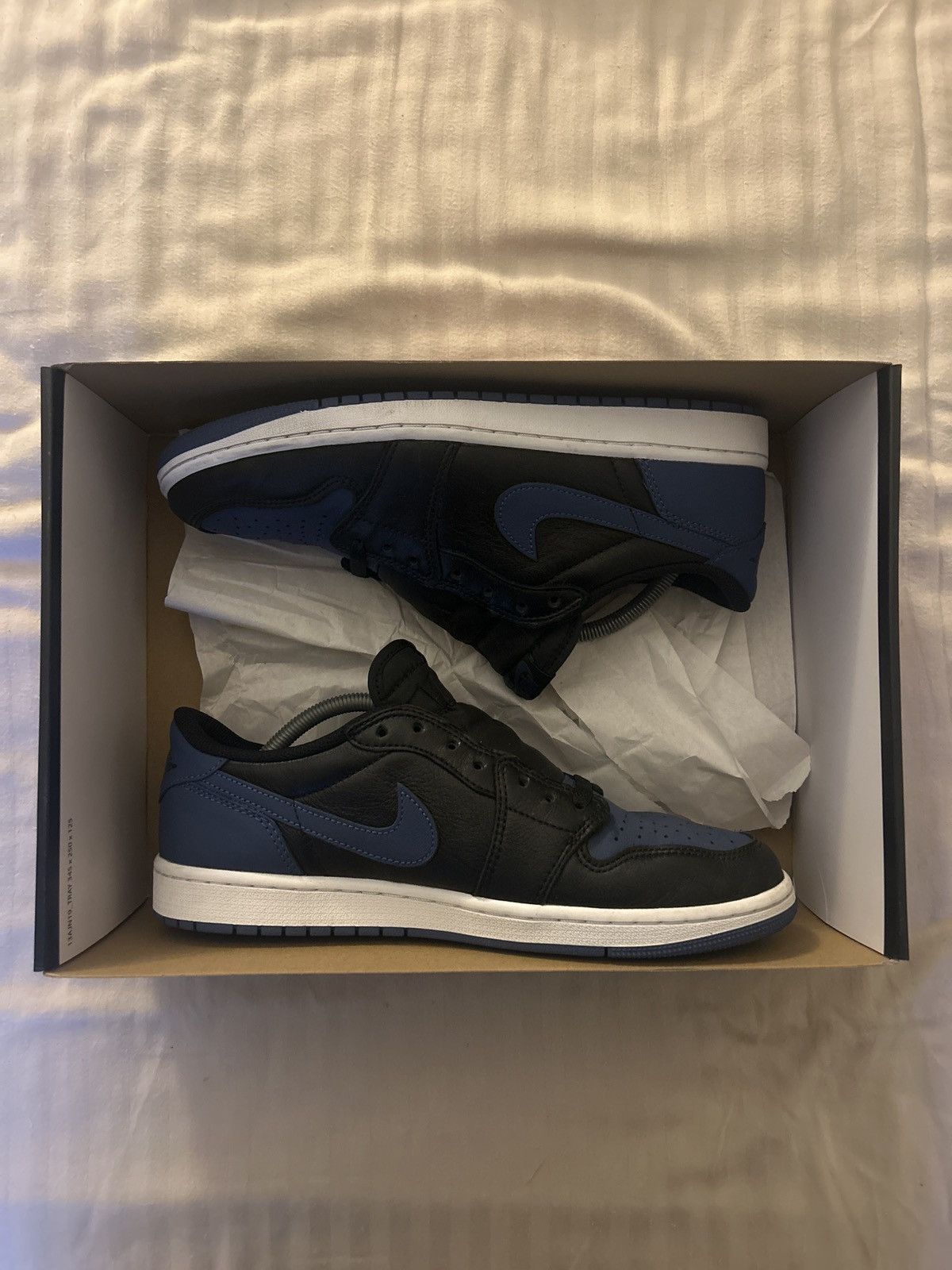 Jordan Brand Air Jordan 1 Low “Mystic Navy” Size US 10.5 / EU 43-44 - 2 Thumbnail