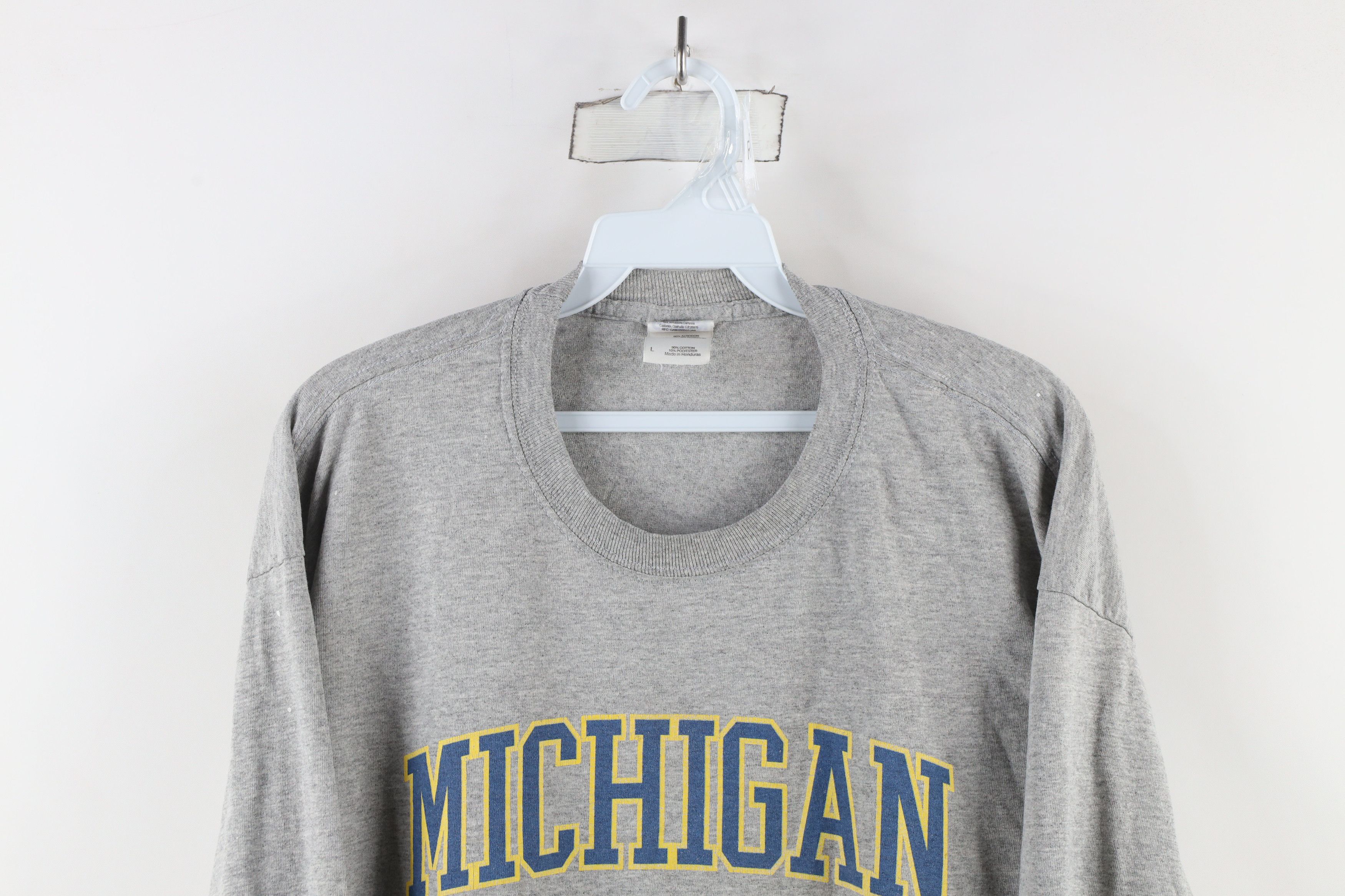 Vintage Vintage Spell Out University of Michigan Football T-Shirt Size US L / EU 52-54 / 3 - 2 Thumbnail
