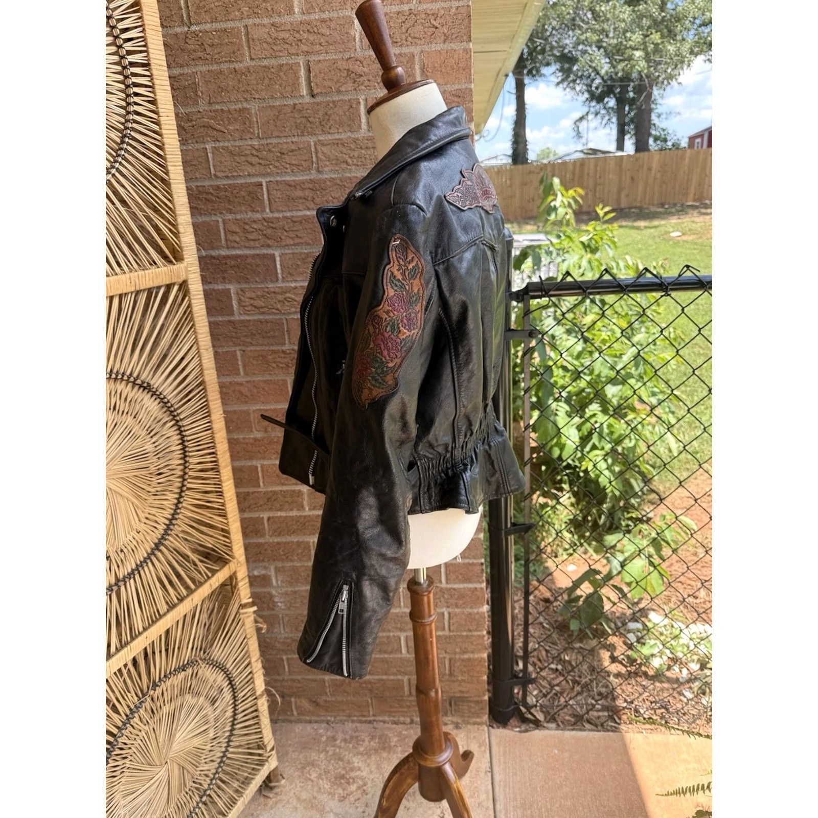 Vintage VINTAGE Universal Rider Women’s Jacket Leather Motorcycle USA Black S Womens Size S / US 4 / IT 40 - 5 Thumbnail
