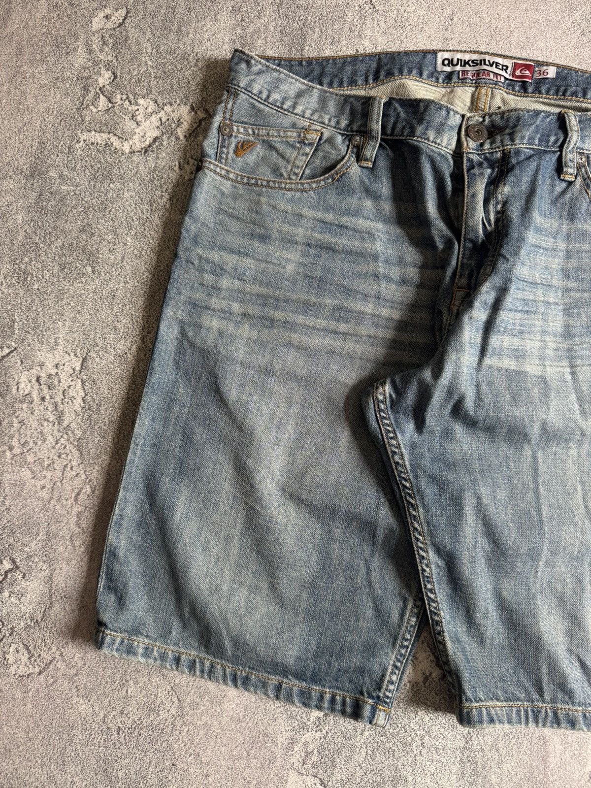 Quicksilver Quiksilver 36 vintage denim shorts 🩳 surf style Y2K Size US 36 / EU 52 - 9 Thumbnail