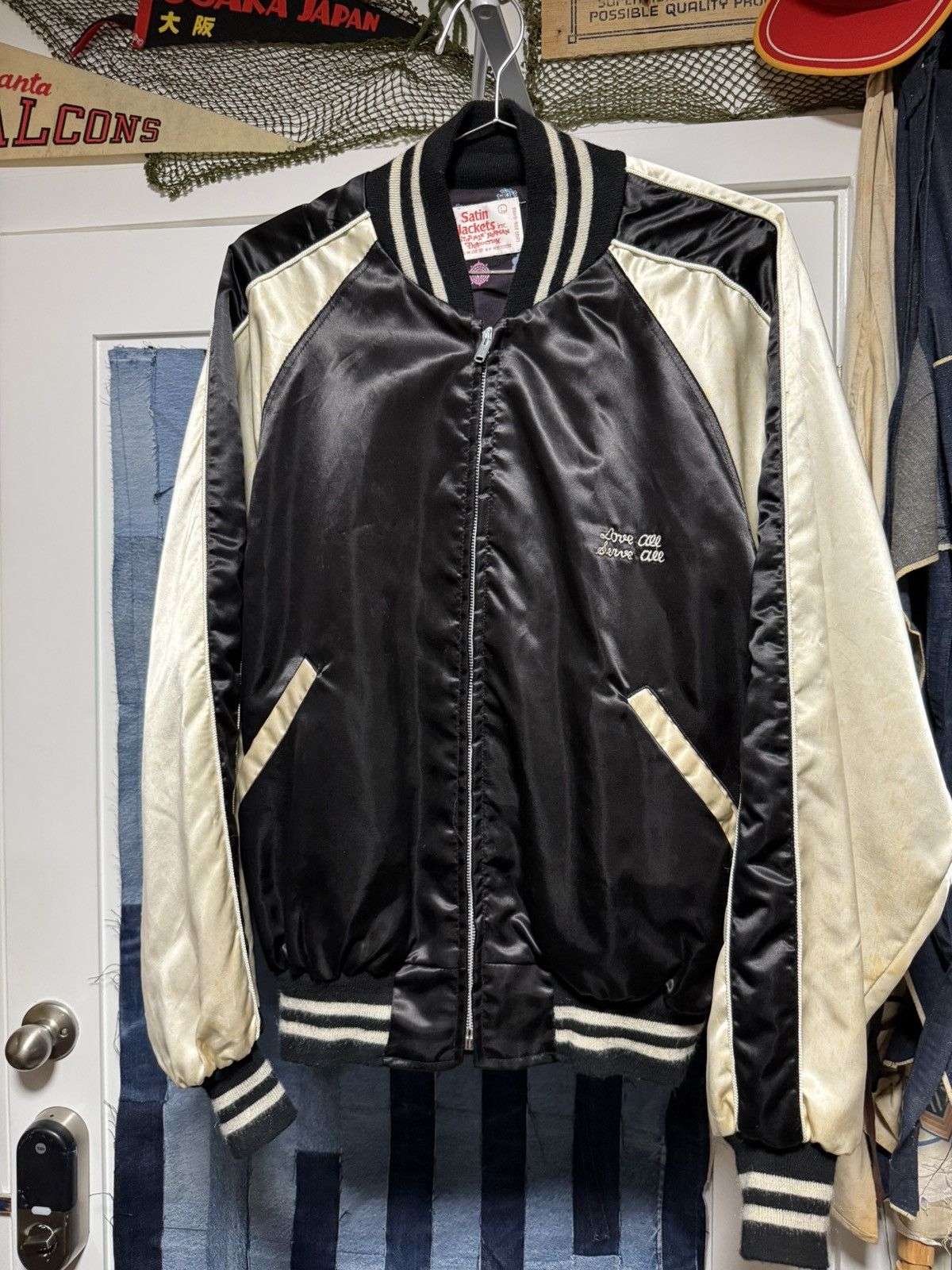 Vintage Vintage Rare Hard Rock Cafe A Stormin Norman Satin Jacket Size US L / EU 52-54 / 3 - 2 Thumbnail