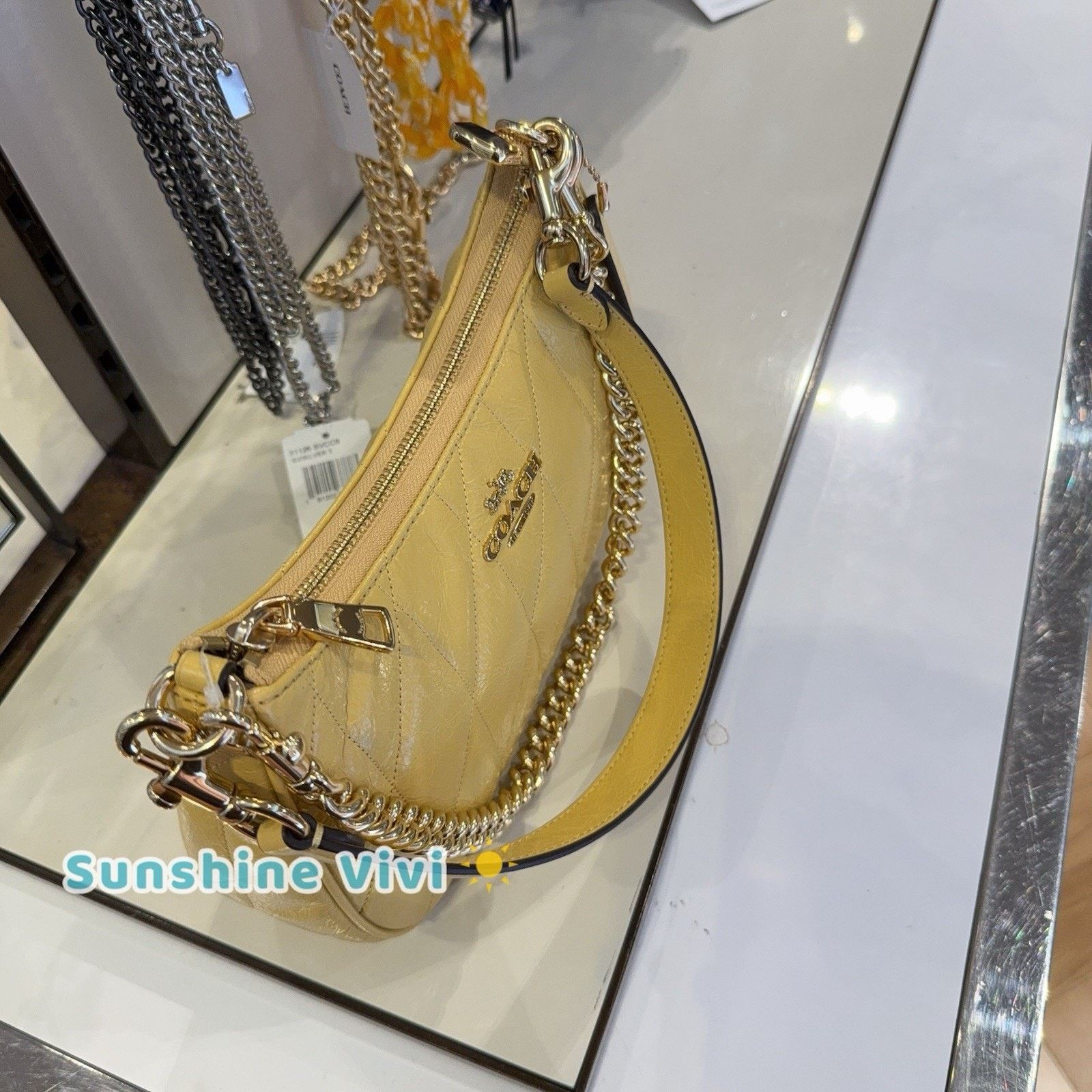 Coach NWT Coach CDY83 Teri Shoulder Bag leather Gold/Soft Yellow Size ONE SIZE - 5 Thumbnail