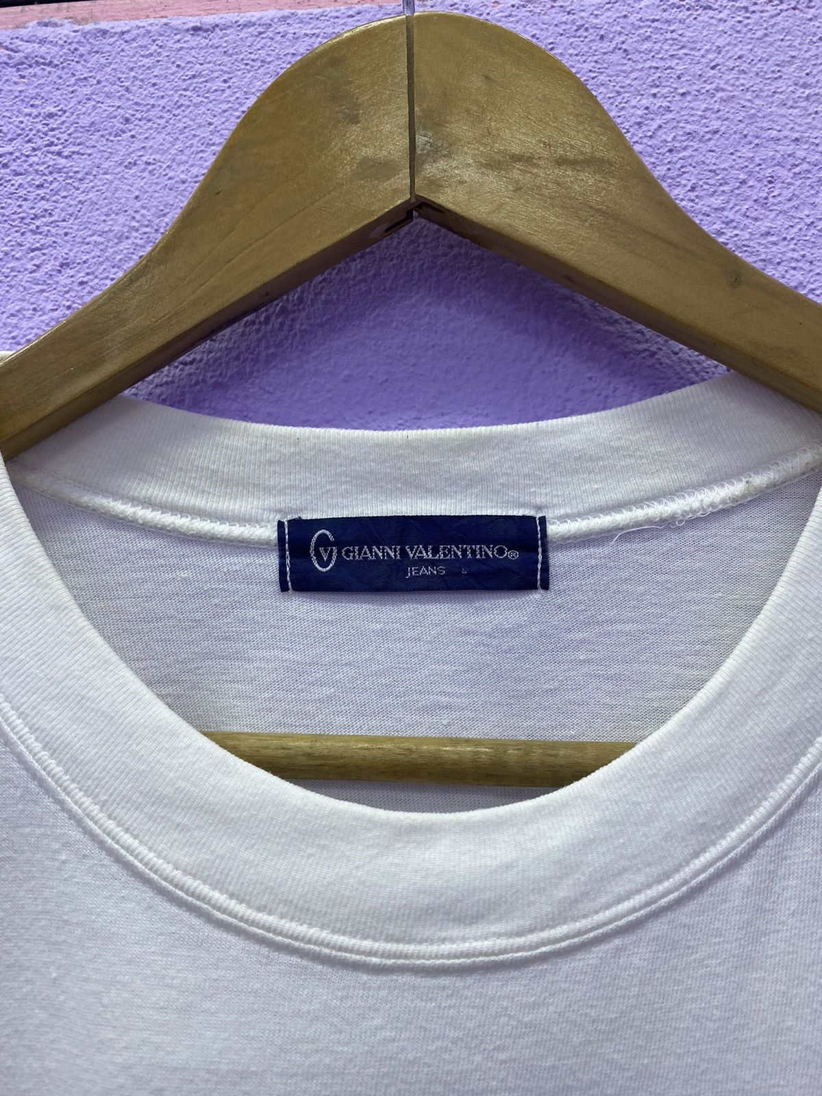 Valentino × Vintage Vintage Gianni Valentino Jenas White Tee Size US M / EU 48-50 / 2 - 5 Thumbnail