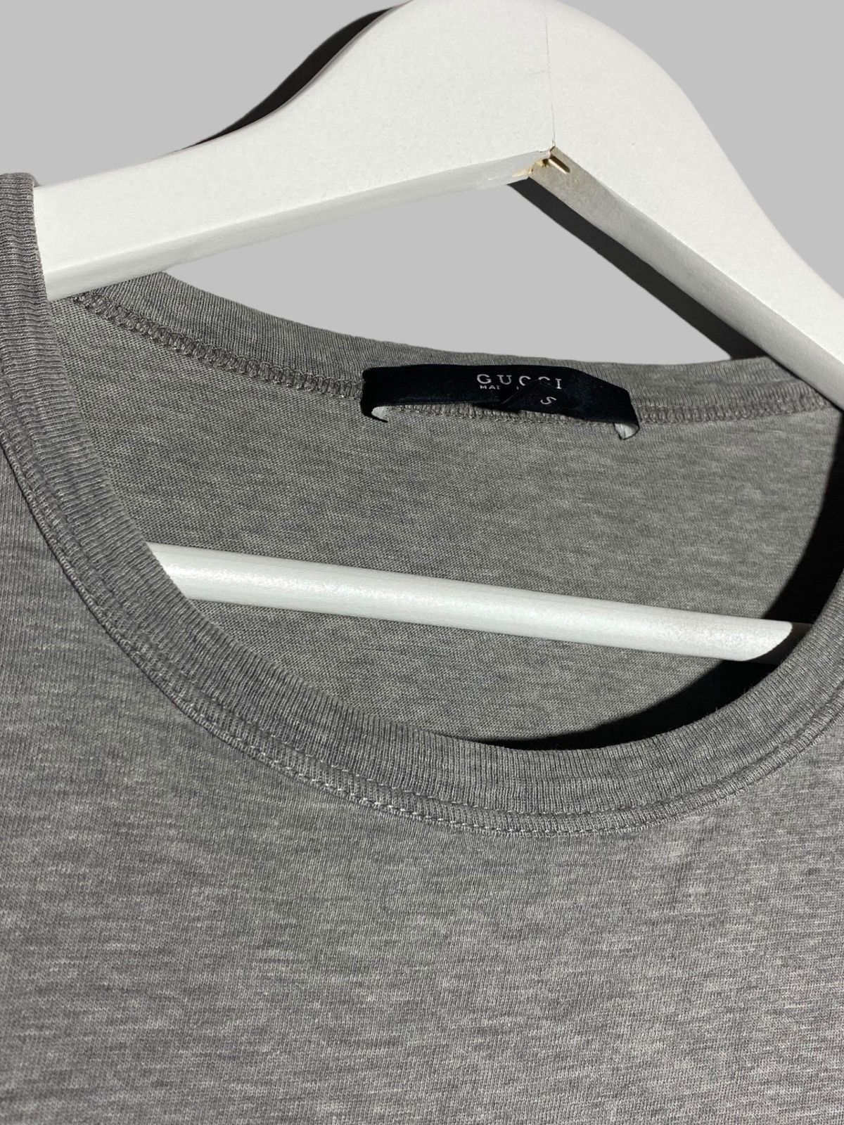 Gucci Vintage Gucci S/S 2003 “Identity” Grey Authentic T-shirt Size US S / EU 44-46 / 1 - 10 Thumbnail
