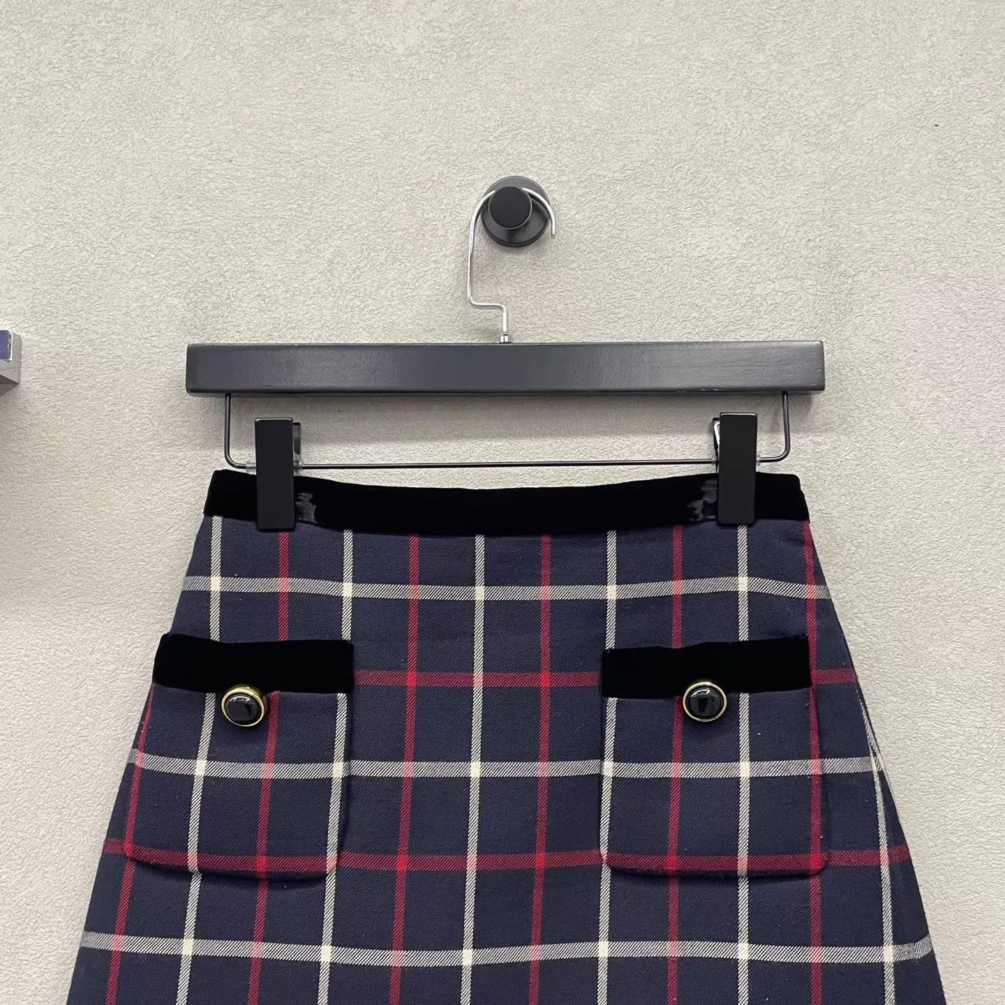Miu Miu MIU MIU Women's Check Preppy Mini Skirt Size 40 (Waist 64cm) Size 27" / US 4 / IT 40 - 4 Thumbnail