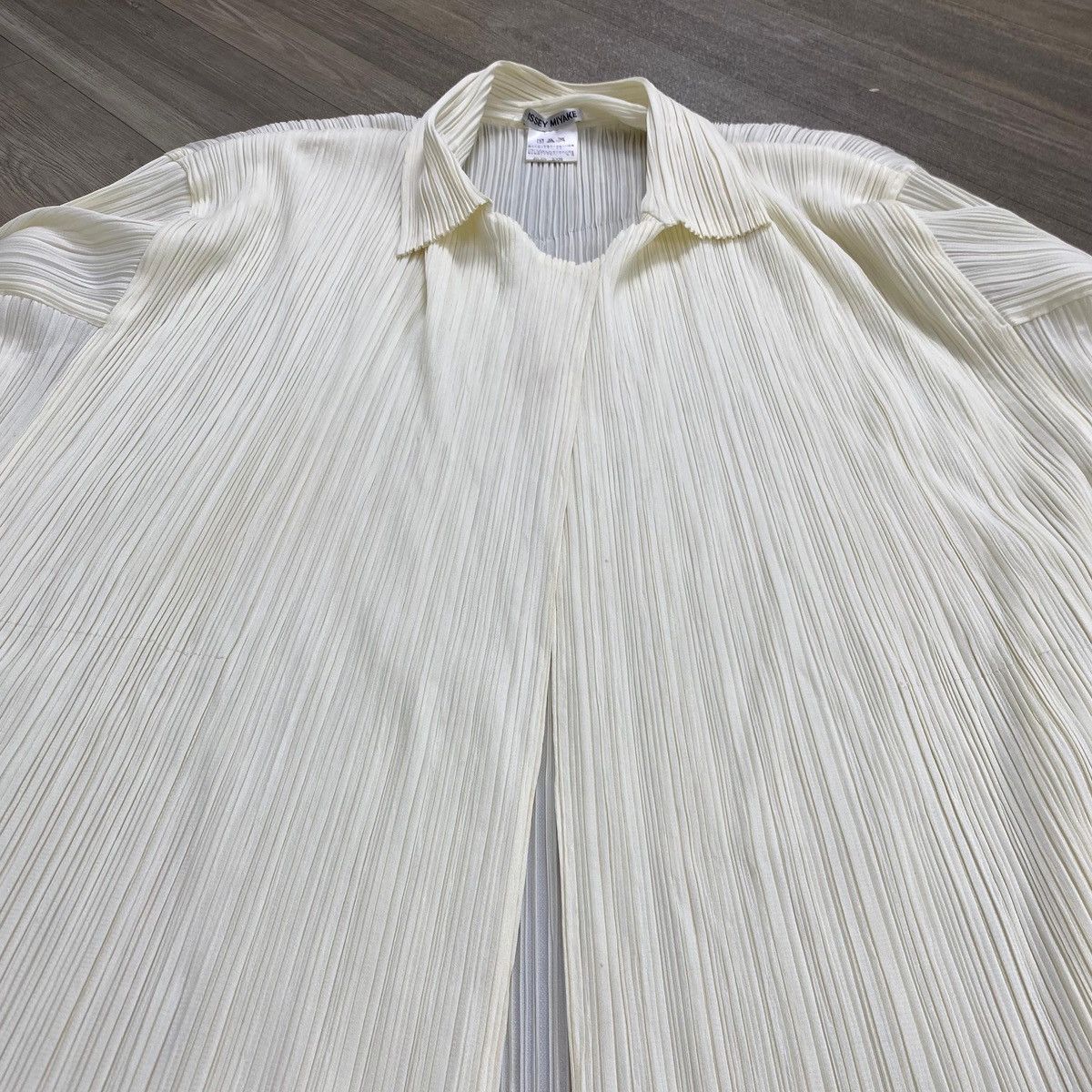 Pleats Please Issey Miyake Vintage Pleats Please by Issey Miyake Beige Blazer🖤 Size M / US 6-8 / IT 42-44 - 10 Thumbnail