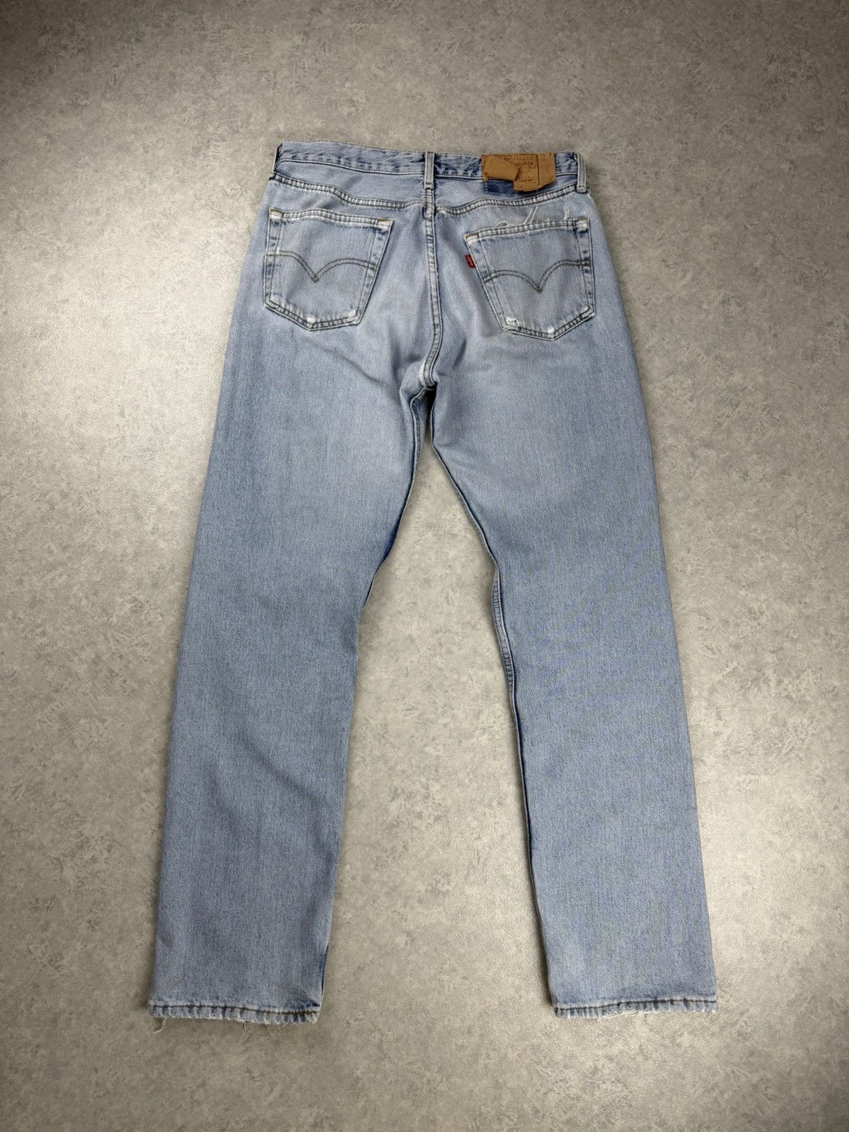 Levi's Vintage Clothing Levi’s 501 Vintage Distressed Jeans Made in France 33x32 Size US 33 - 11 Thumbnail
