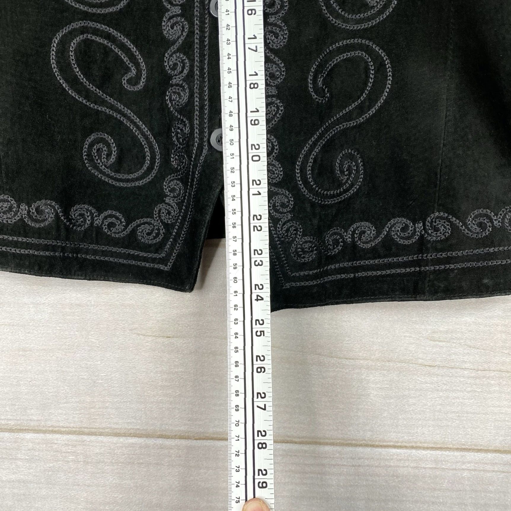 Vintage Montana Co Leather Jacket Womens L Black Embroidered Button Up Lined Western Jacket Mens Womens Girls Size L / US 10 / IT 46 - 5 Thumbnail
