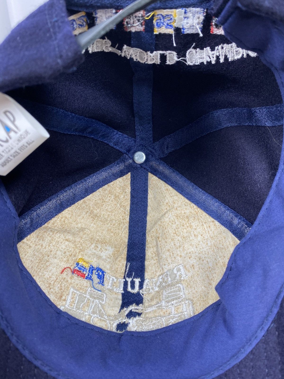 Formula 1 Amcap Renault Formula 1 Racing Cap Wool-Viscose Size ONE SIZE - 10 Thumbnail