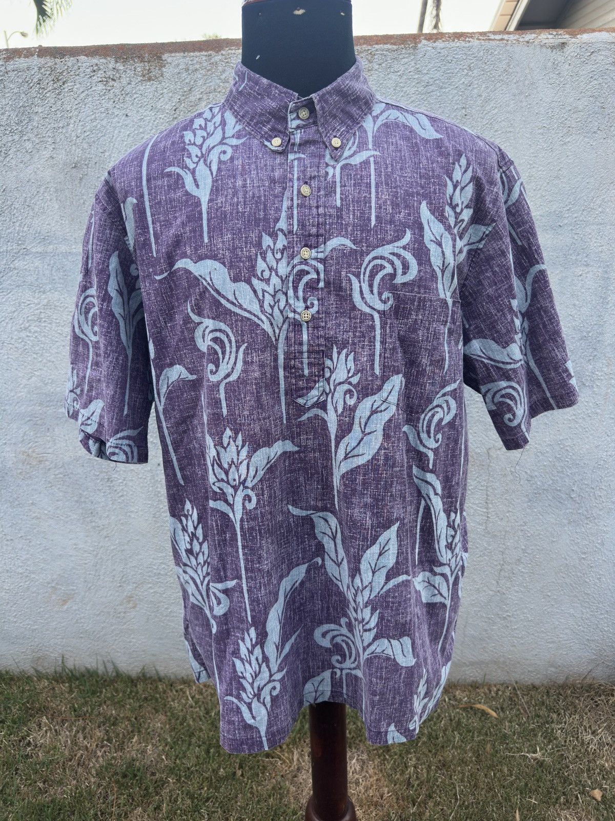 Reyn Spooner PreOwned Reyn Spooner Classic Hawaiian Print Purple Men's XL Size US XL / EU 56 / 4 - 1 Thumbnail