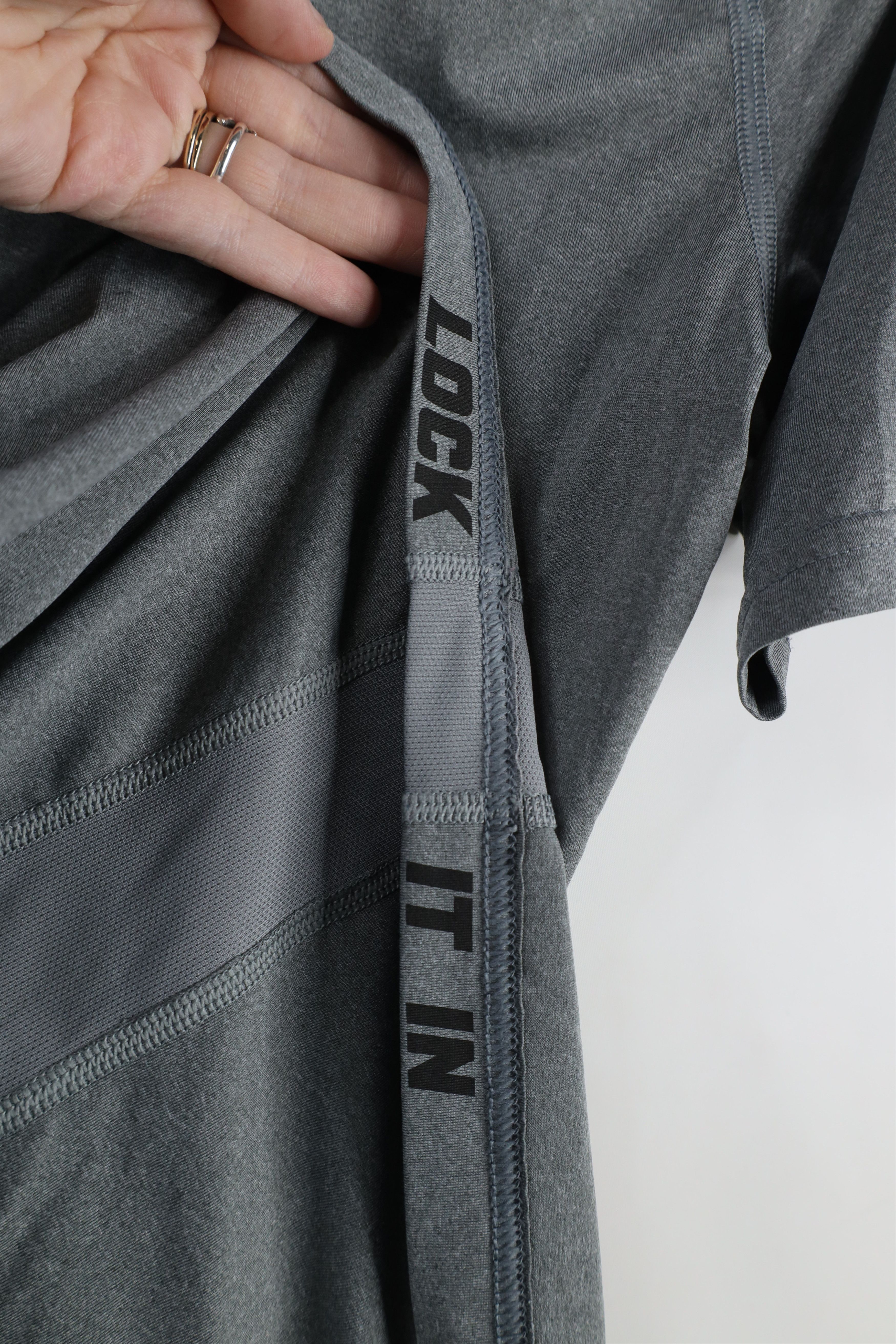 Nike × Vintage Nike Pro Compression Fitted Running Gym Training T-Shirt Size US S / EU 44-46 / 1 - 10 Thumbnail
