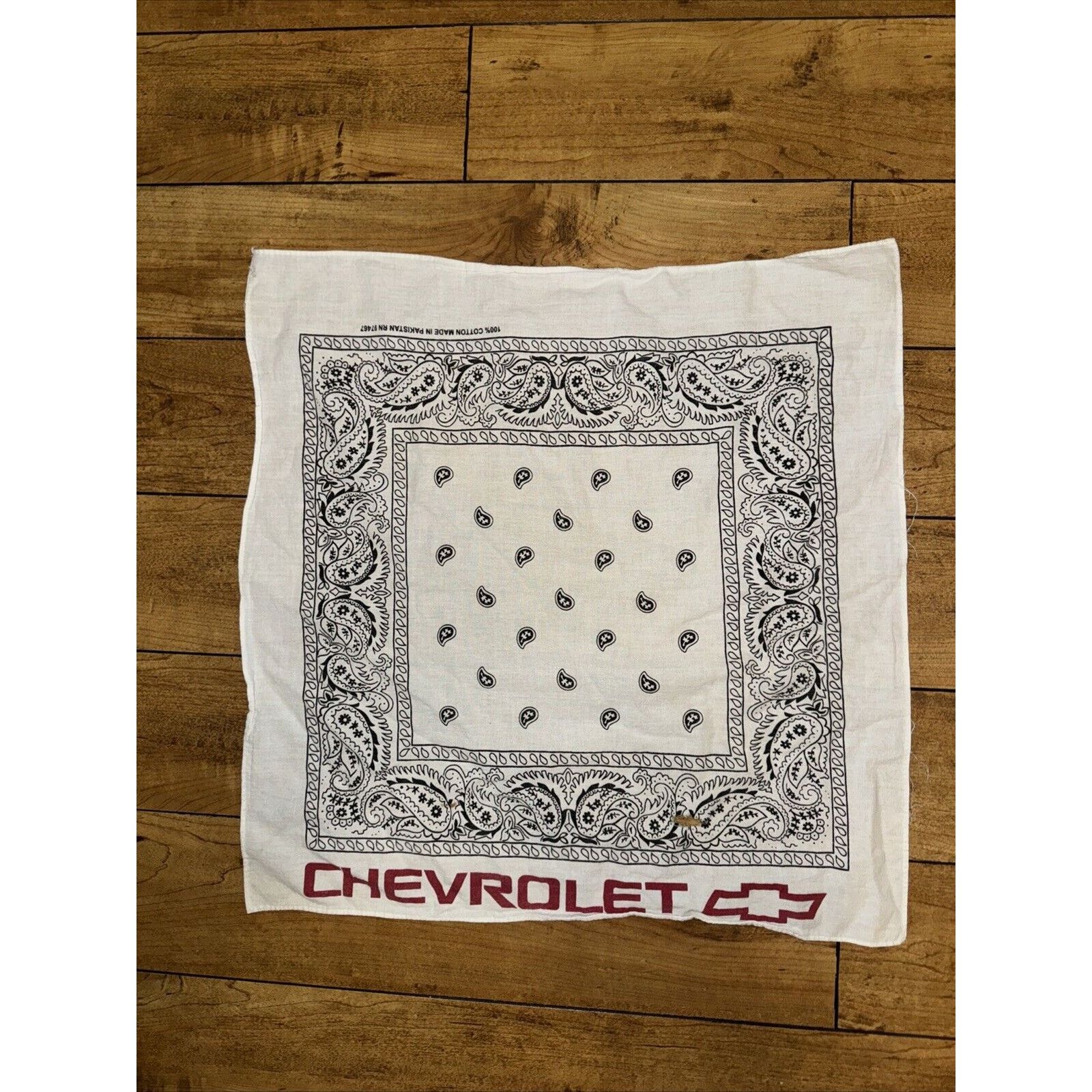 Band Tees × Japanese Brand × Vintage Chevrolet Paisley Bandana White Pocket Square Bandana Size ONE SIZE - 1 Thumbnail
