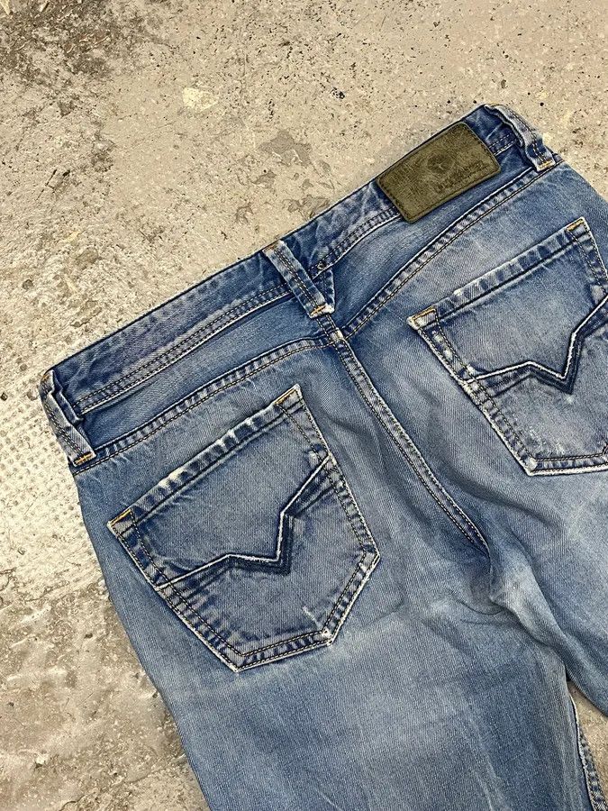 Diesel 2000s Diesel Blue Faded Denim Jeans Size US 30 / EU 46 - 9 Thumbnail