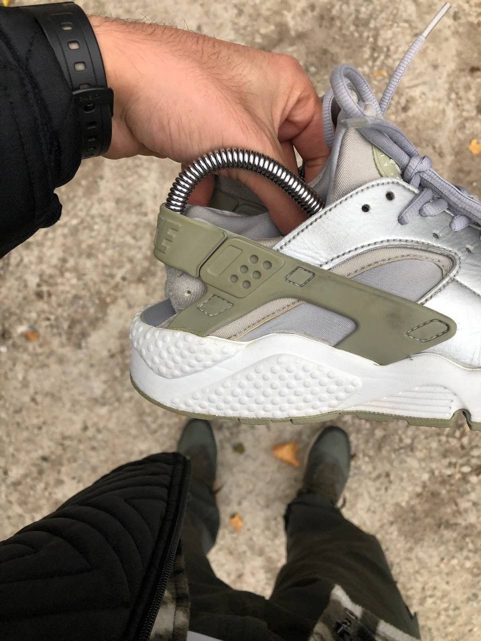 Nike × Vintage VERY RARE NIKE AIR HUARACHE RUN SE SILVER SNEAKERS DESIGNER Size US 8.5 / IT 38.5 - 3 Thumbnail