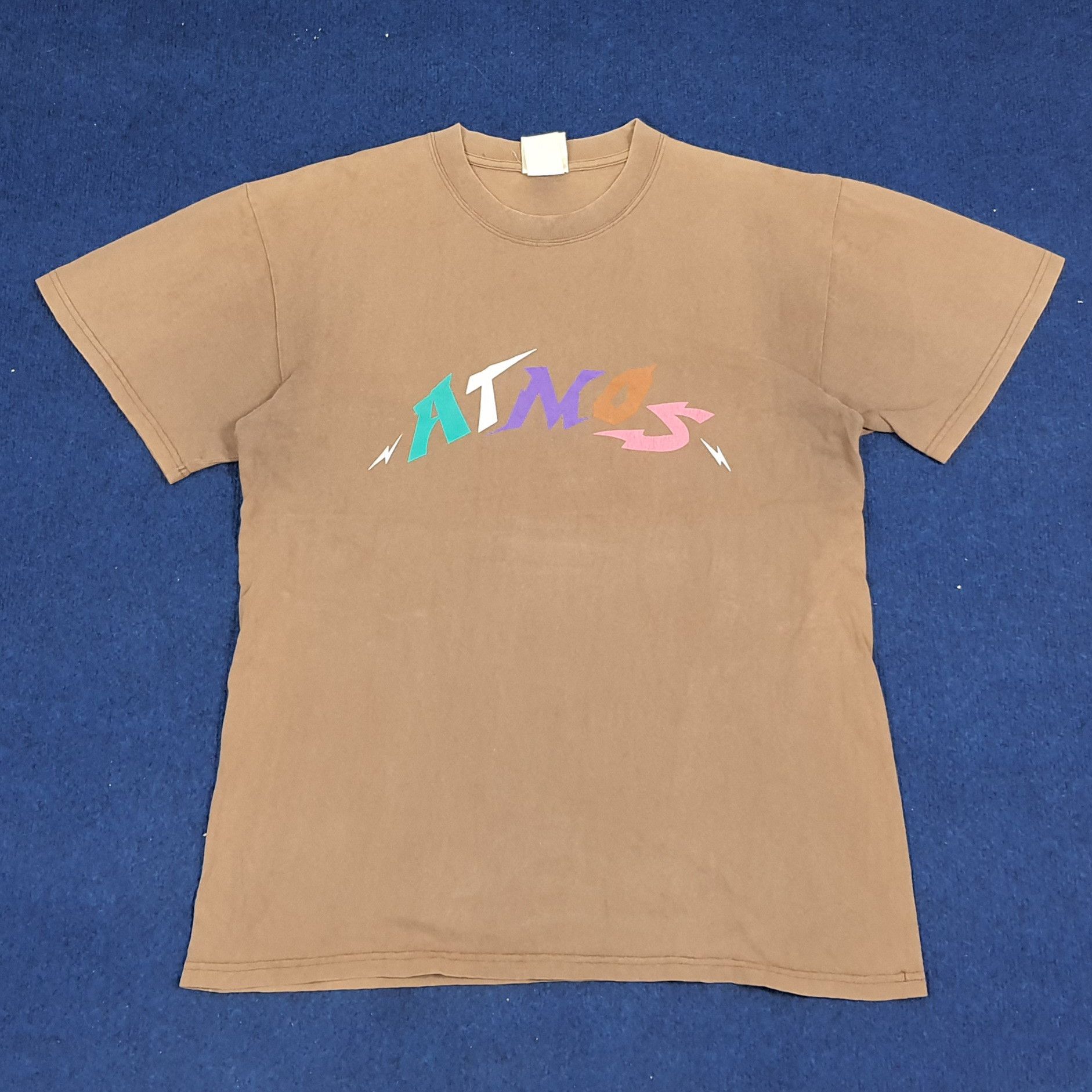Vintage × atmos Vintage Atmos Spell Out Streetwear Tshirt Size US M / EU 48-50 / 2 - 1 Thumbnail
