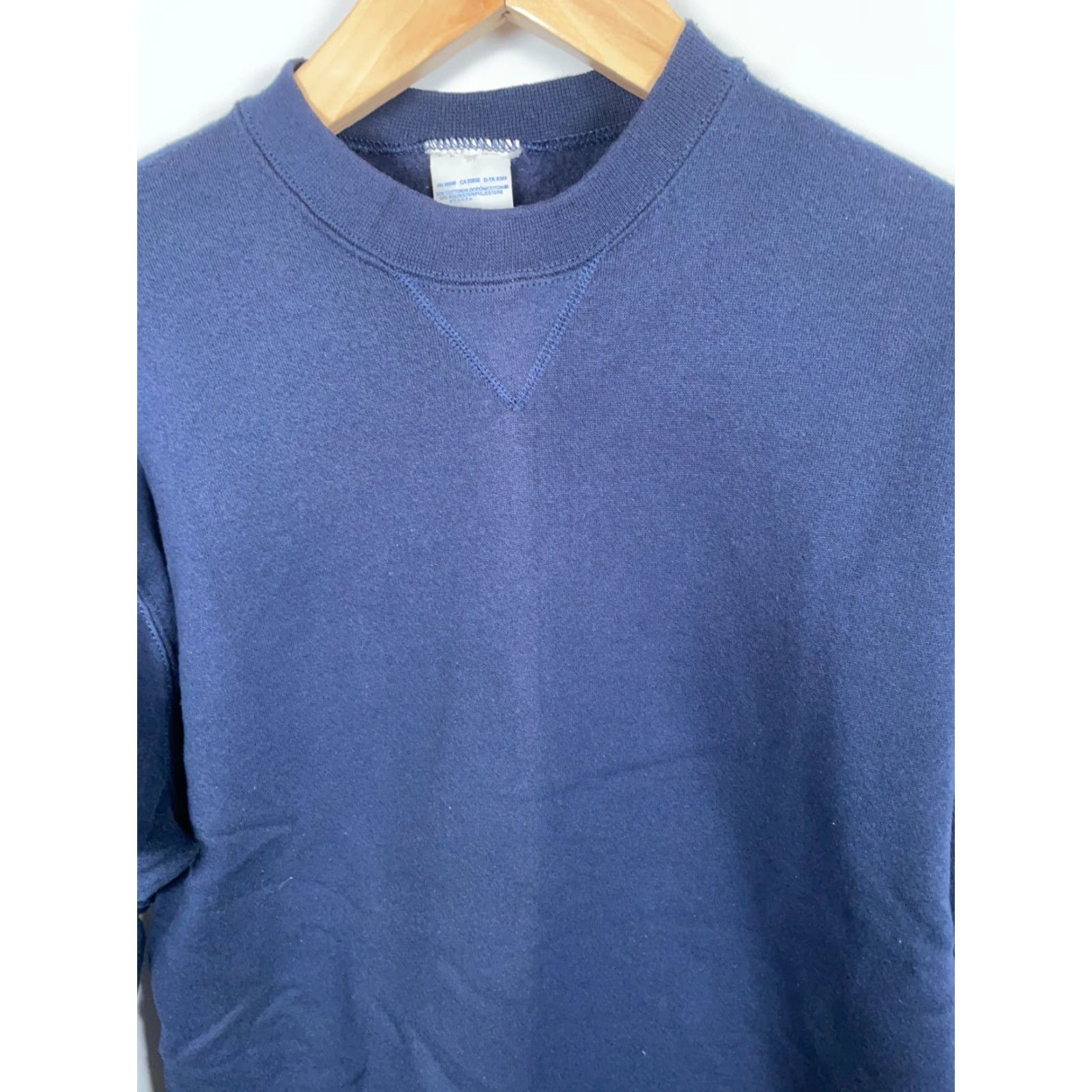 Vintage VINTAGE Discus Athletic Sweatshirt Shirt | Dark Blue | 90s Sun Faded Crewneck Mens Large Tall LT | Cotton-Blend Fleece Pullover Size US L / EU 52-54 / 3 - 4 Thumbnail