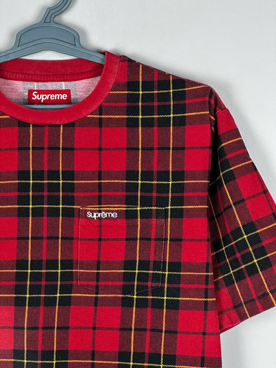 Supreme Supreme New York Plaid Pocket T Shirt Size US L / EU 52-54 / 3 - 4 Thumbnail