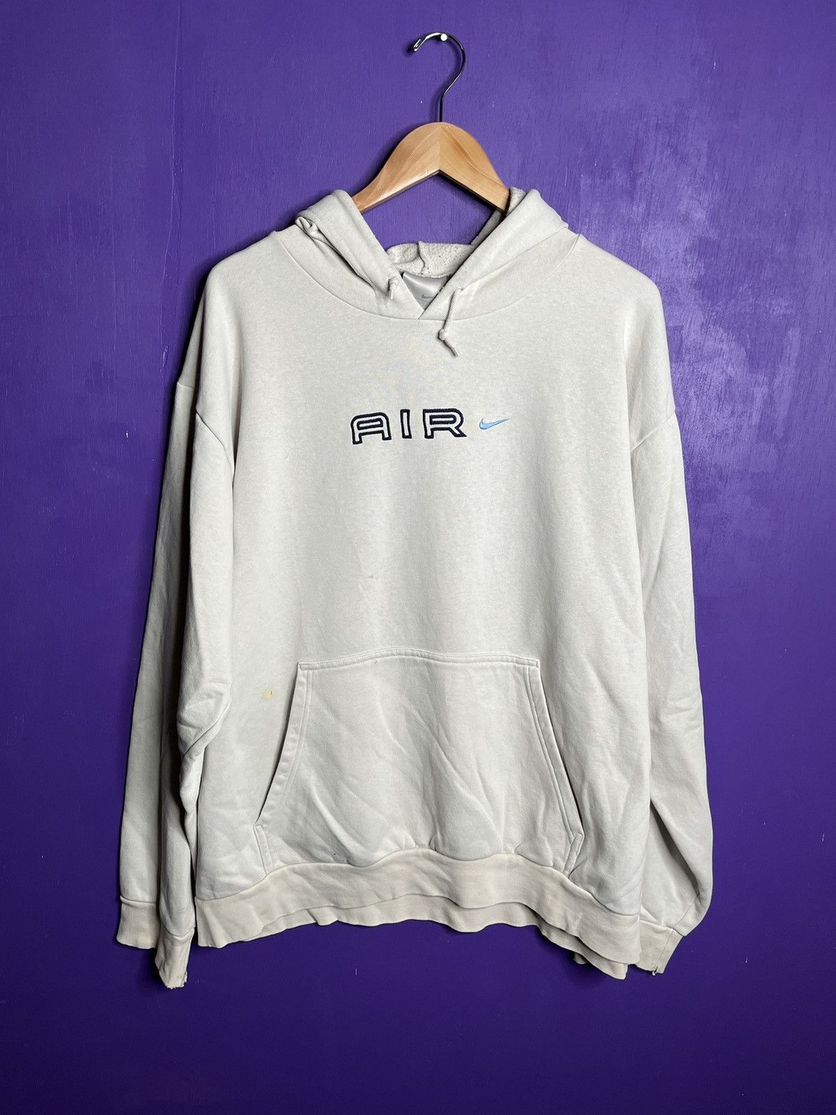 image of ‘00S Nike Air Spellout Logo Hoodie in White, Men's (Size XL)
