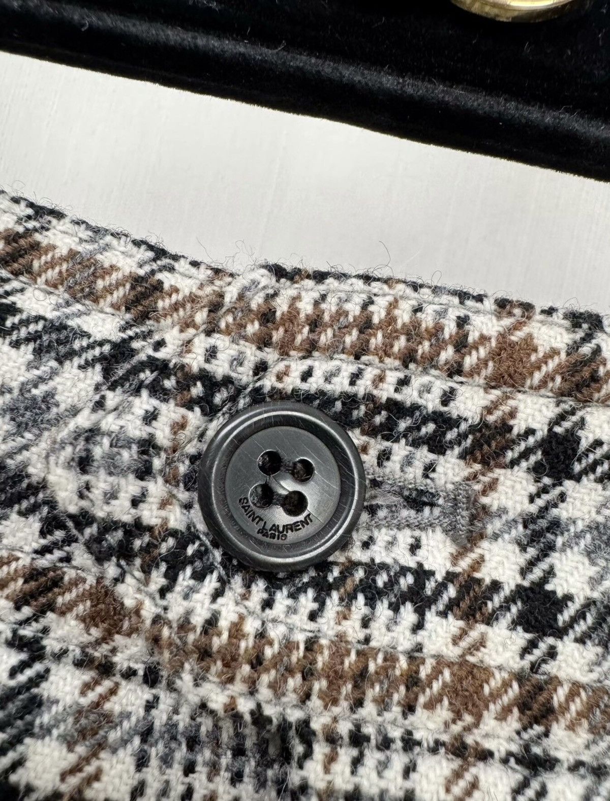 Saint Laurent Paris Saint Laurent SLP wool shorts Size US 36 / EU 52 - 3 Thumbnail