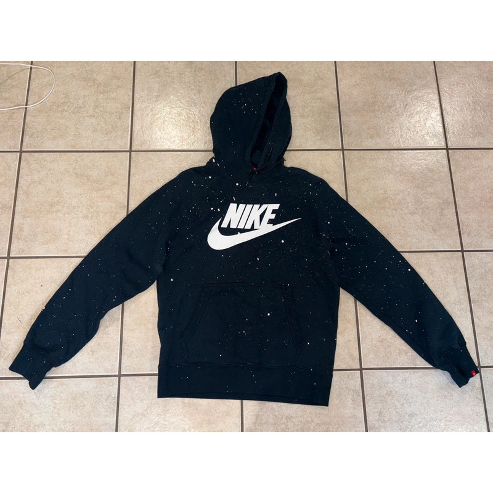 Nike Nike hoodie paint splatter swoosh small Size US S / EU 44-46 / 1 - 1 Thumbnail