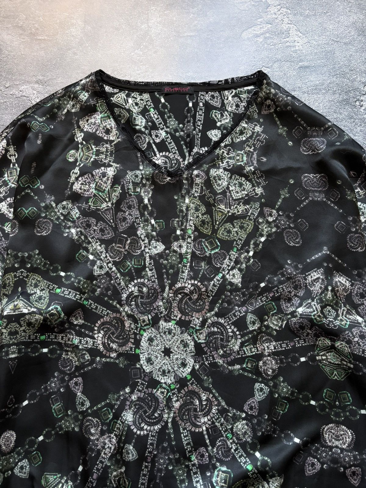 Custo Barcelona Custo Barcelona Luxury Y2K Graphic Jewel Print Silk Blouse Size S / US 4 / IT 40 - 6 Thumbnail