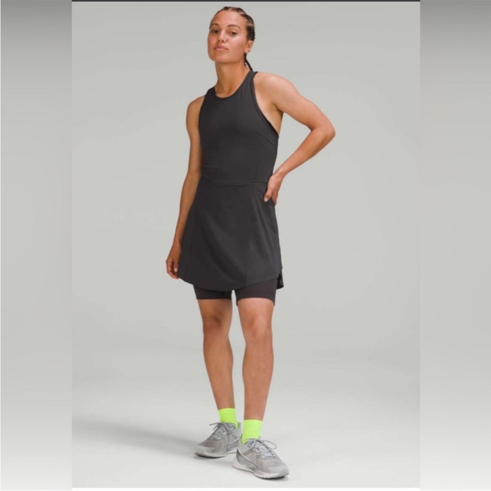 Lululemon LULULEMON NULUX Running Dress 8" Gray 14 Size XL / US 12-14 / IT 48-50 - 1 Thumbnail