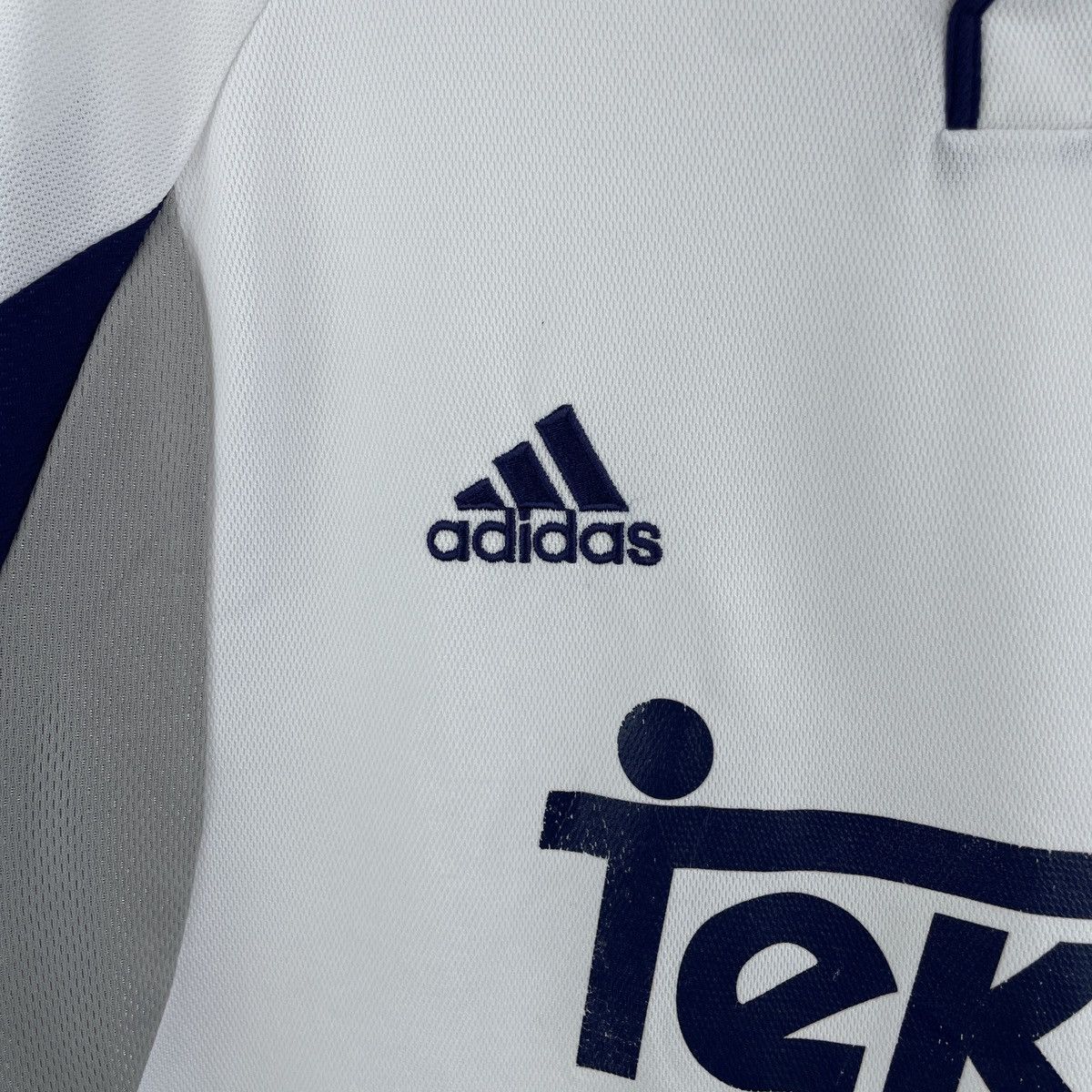Adidas Vintage Real Madrid Home Jersey Shirt Rare 2000/2001 size S Size US S / EU 44-46 / 1 - 5 Thumbnail